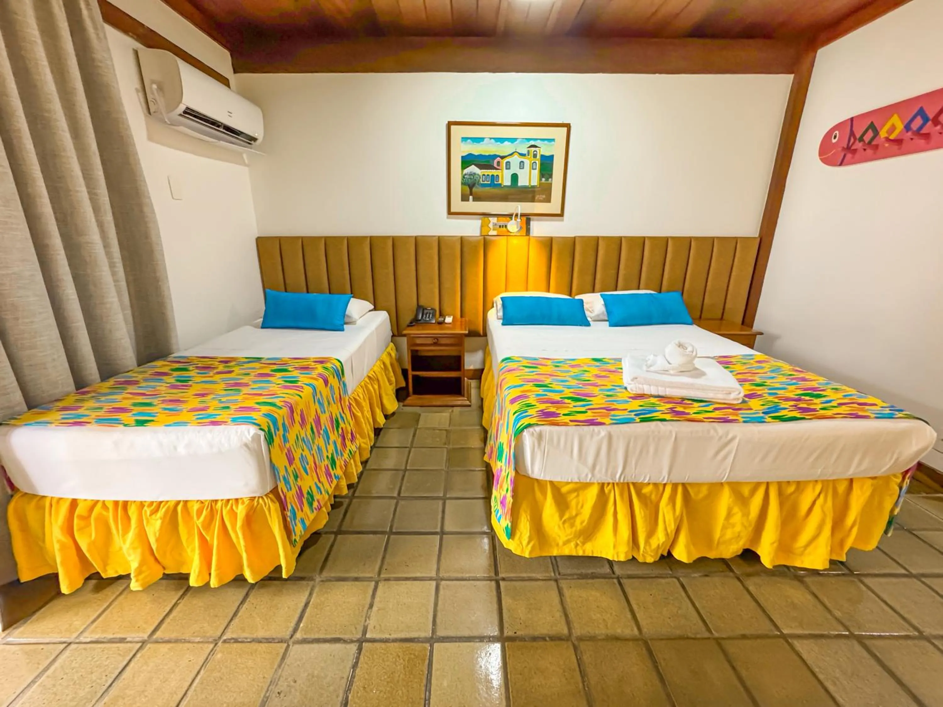 Bedroom, Bed in Hotel Nacional Inn Ubatuba - Praia das Toninhas
