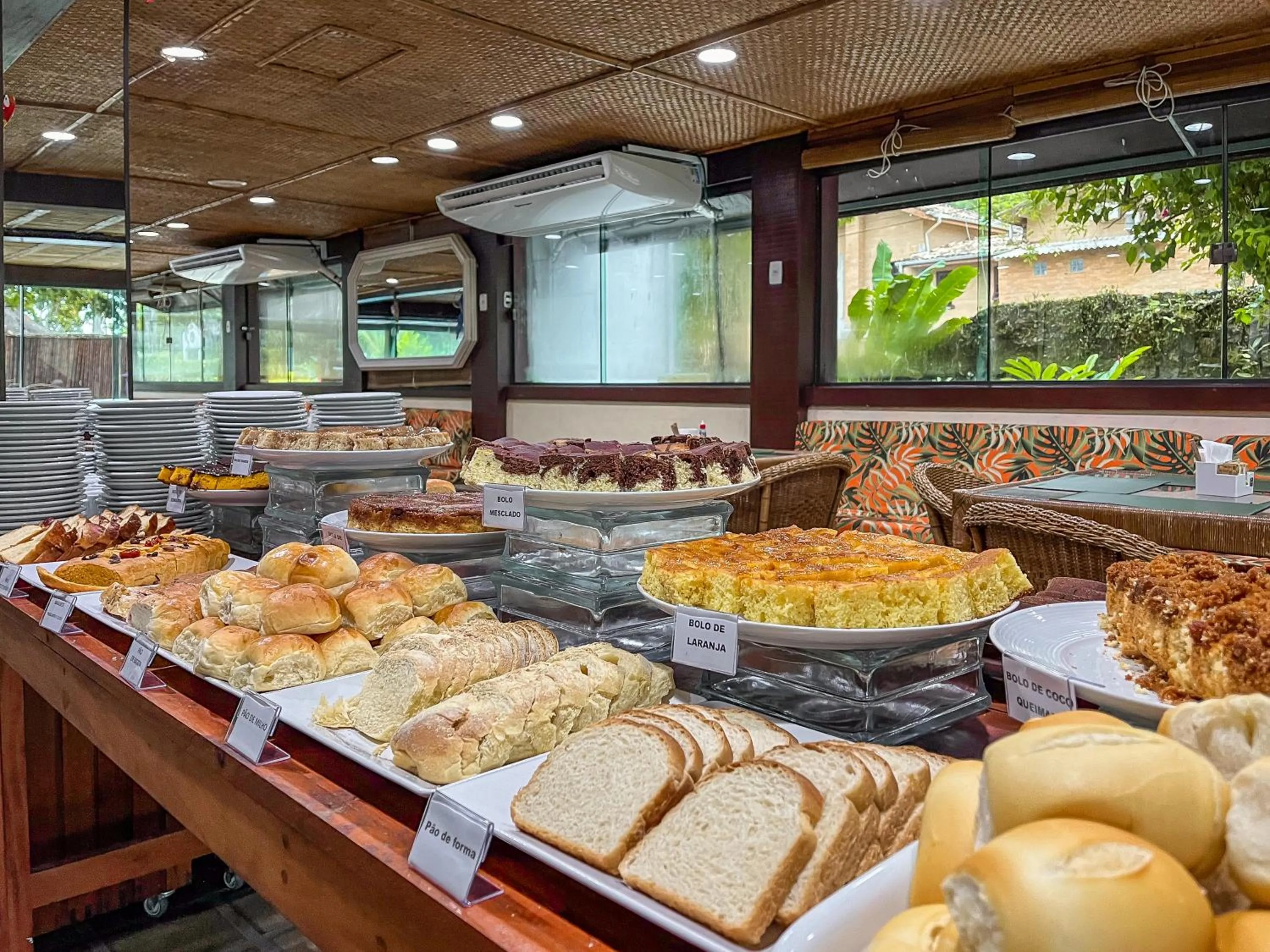 Breakfast in Hotel Nacional Inn Ubatuba - Praia das Toninhas