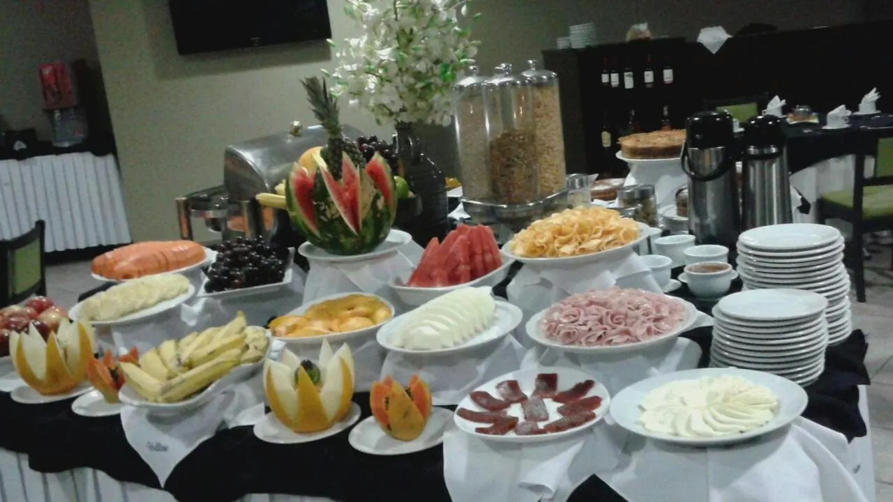 Continental breakfast in Hotel Vollare