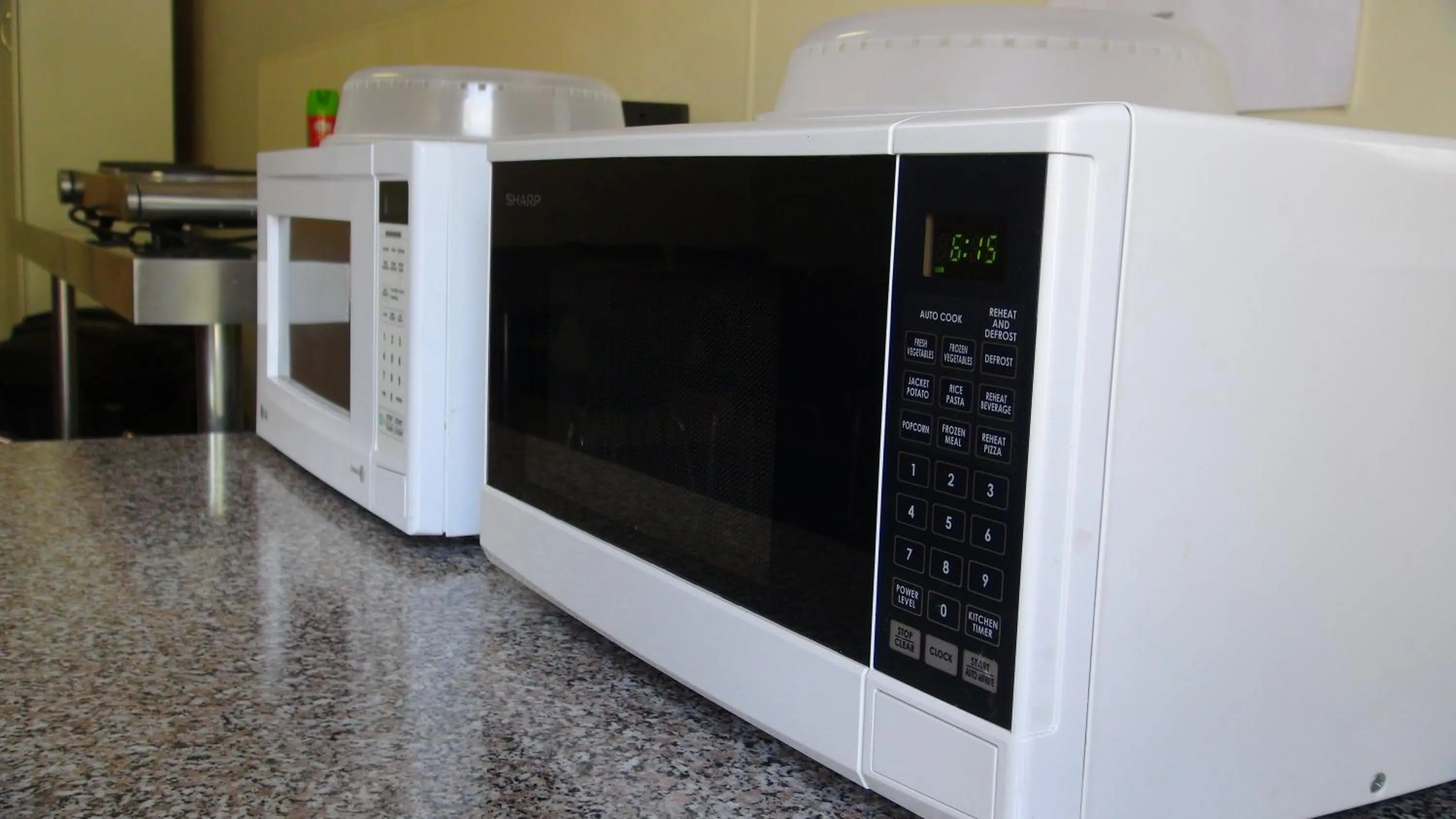 Kitchen or kitchenette in Gariwerd Motel