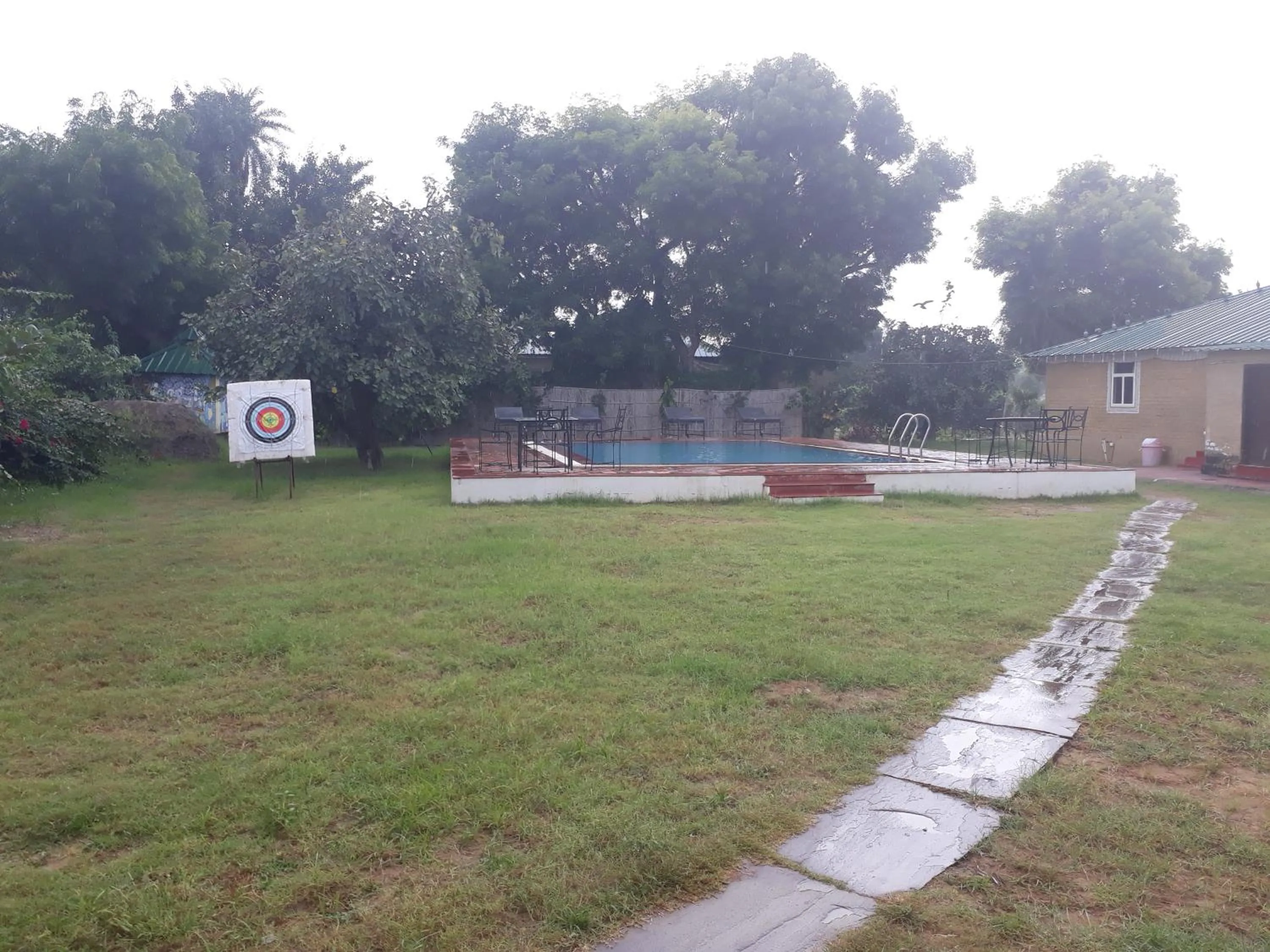 Garden in Lohana Village Resort