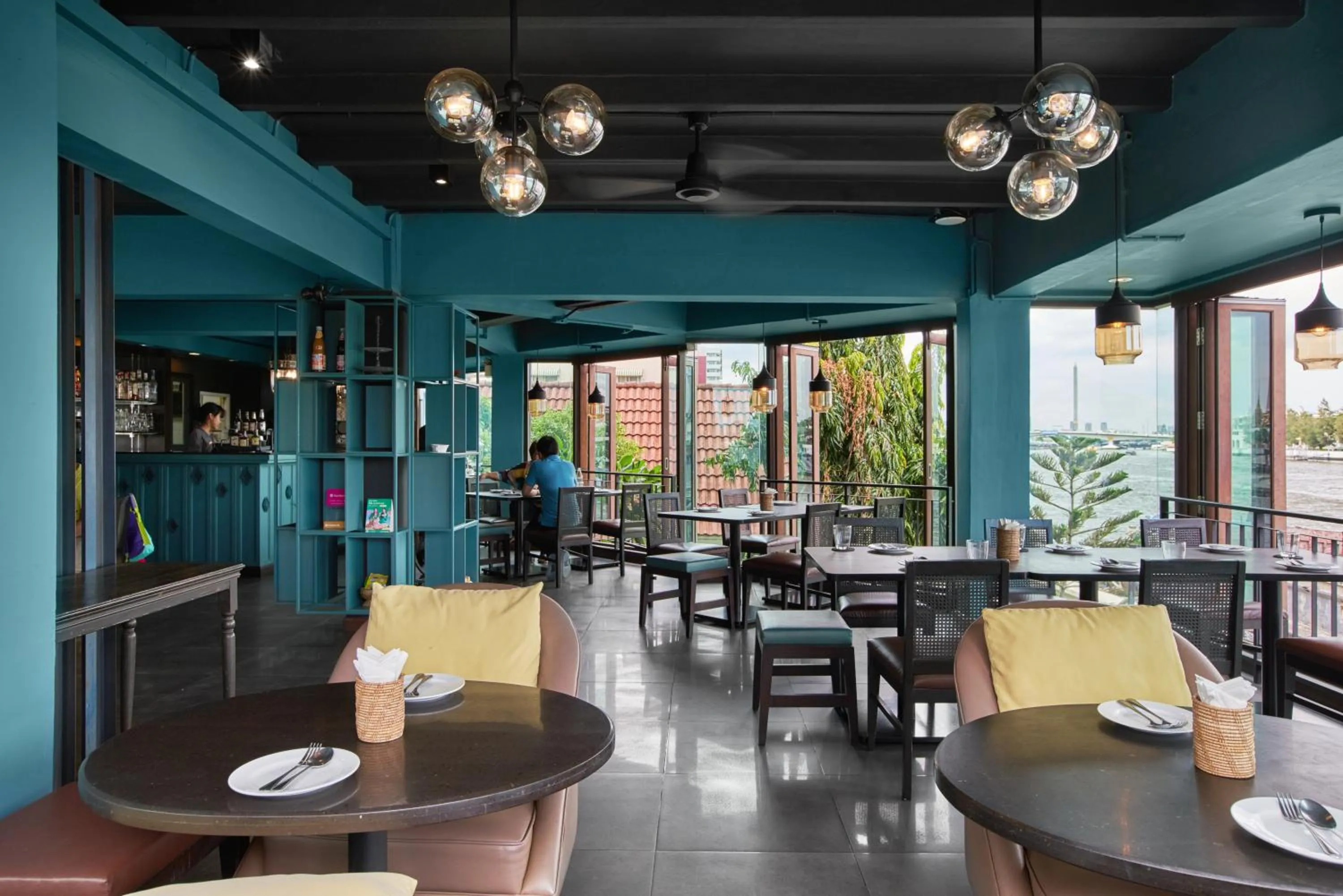 Restaurant/places to eat in Baan Wanglang Riverside, Bangkok