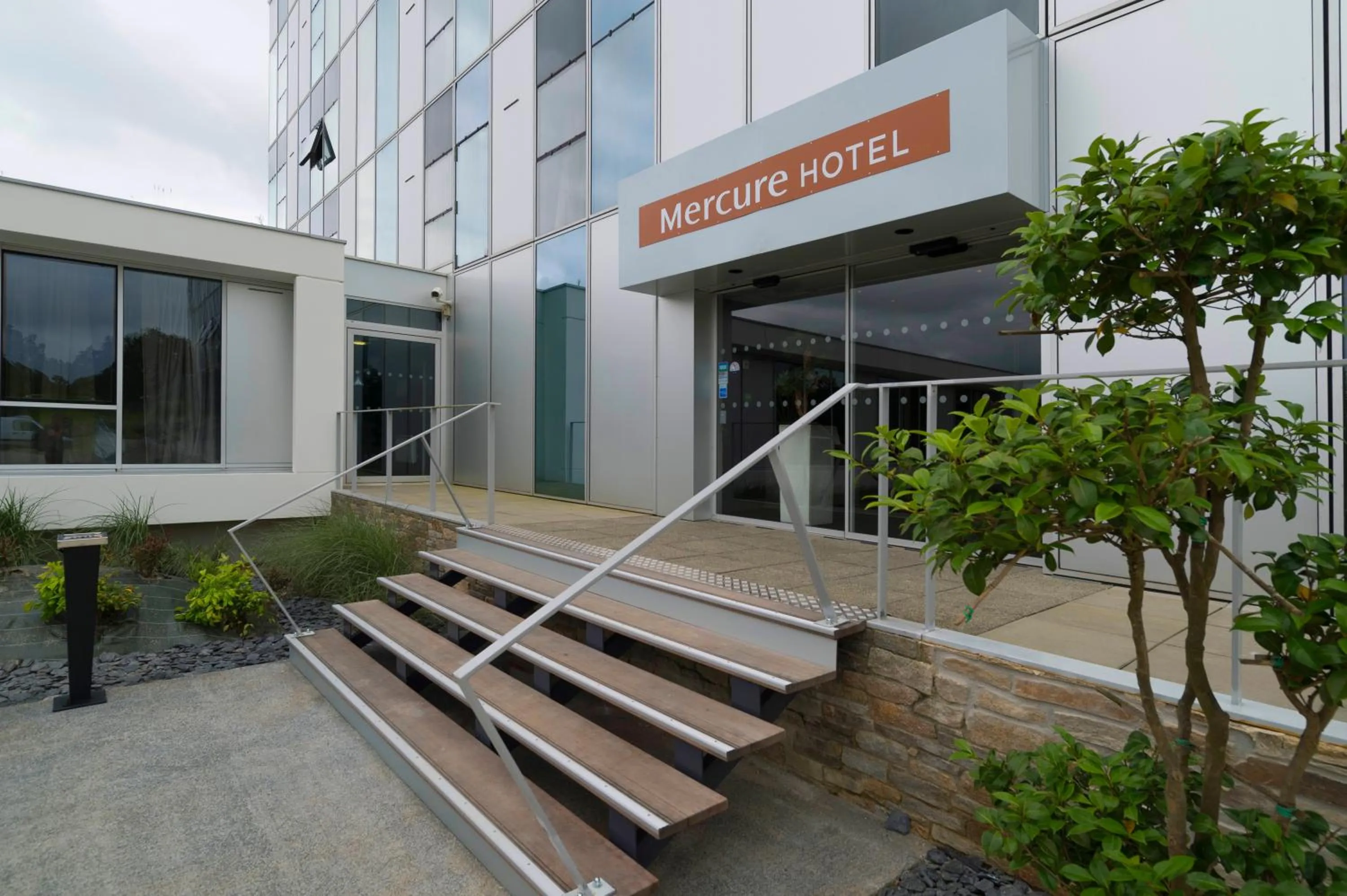 Property building in Hôtel Mercure Nantes Ouest Saint-Herblain Zenith