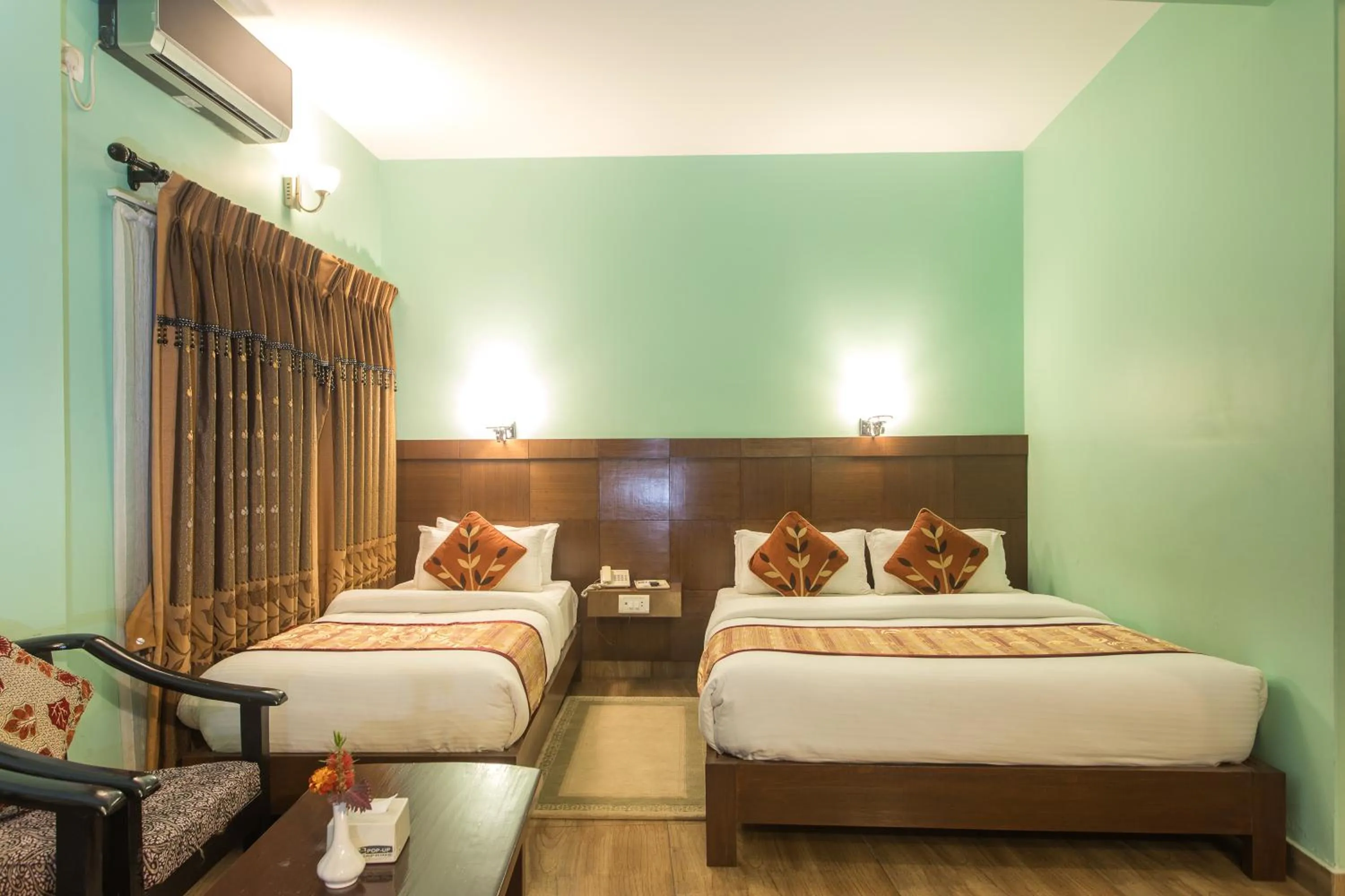 Bed in Hotel Peace Plaza