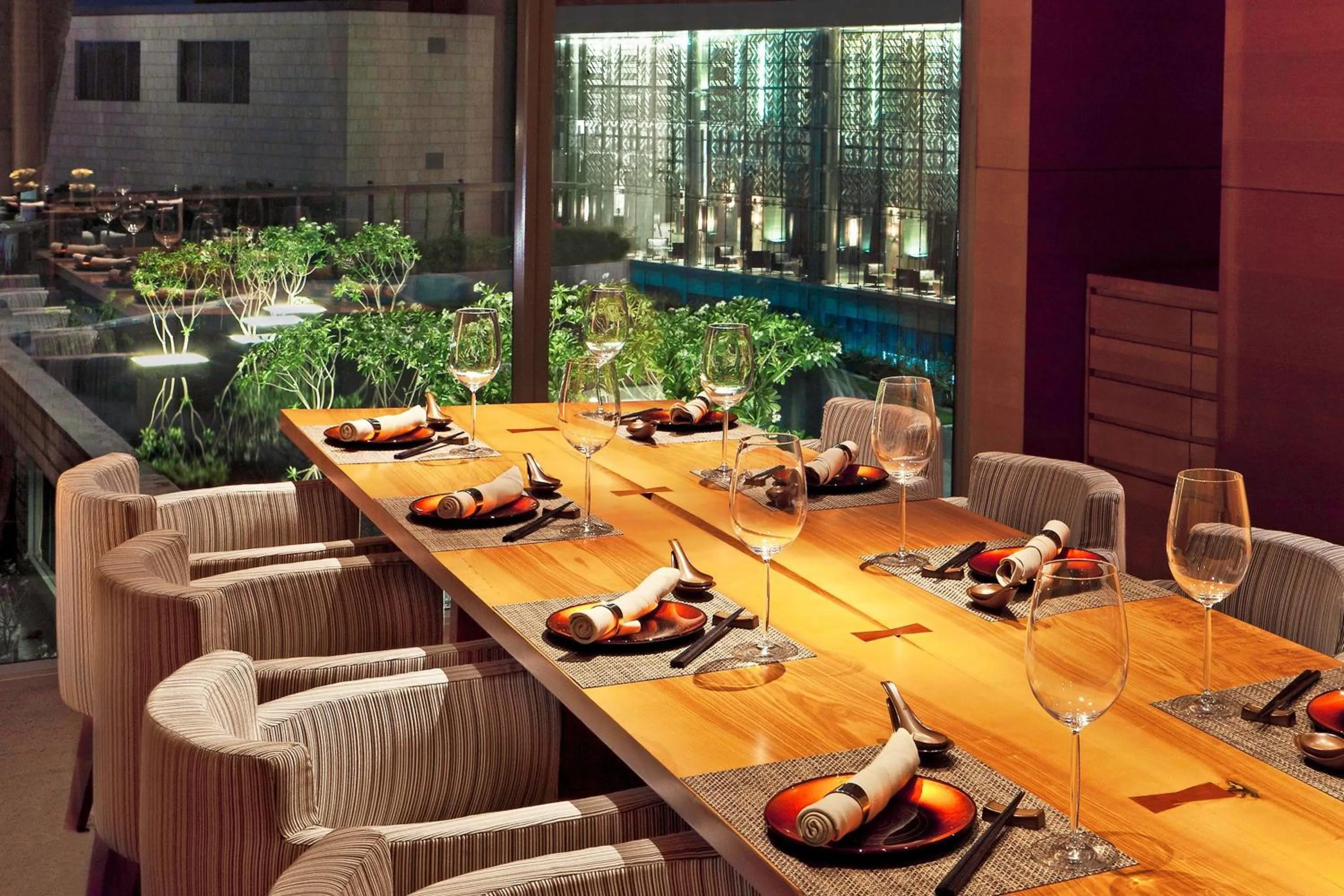 Restaurant/places to eat in The Westin Gurgaon, New Delhi