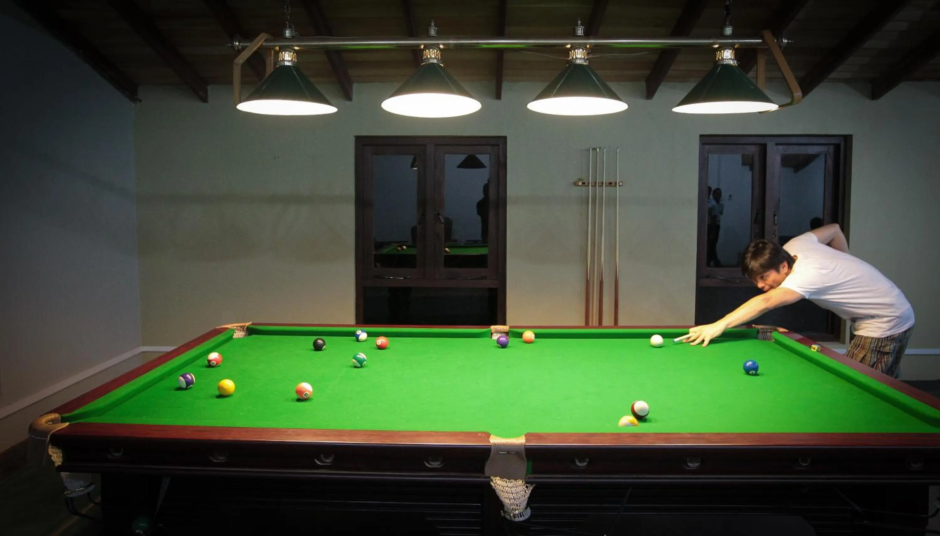 Billiard in Grand Udawalawe Safari Resort