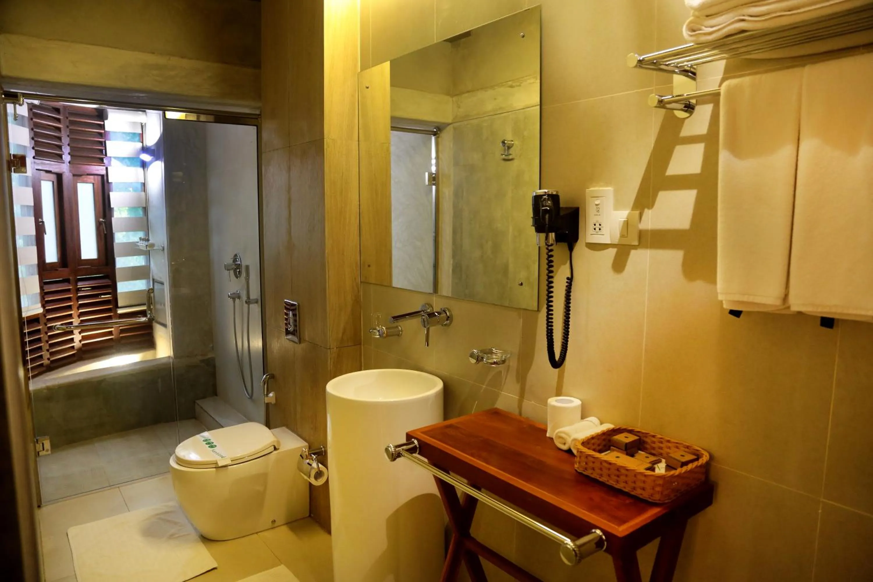 Bathroom in Grand Udawalawe Safari Resort