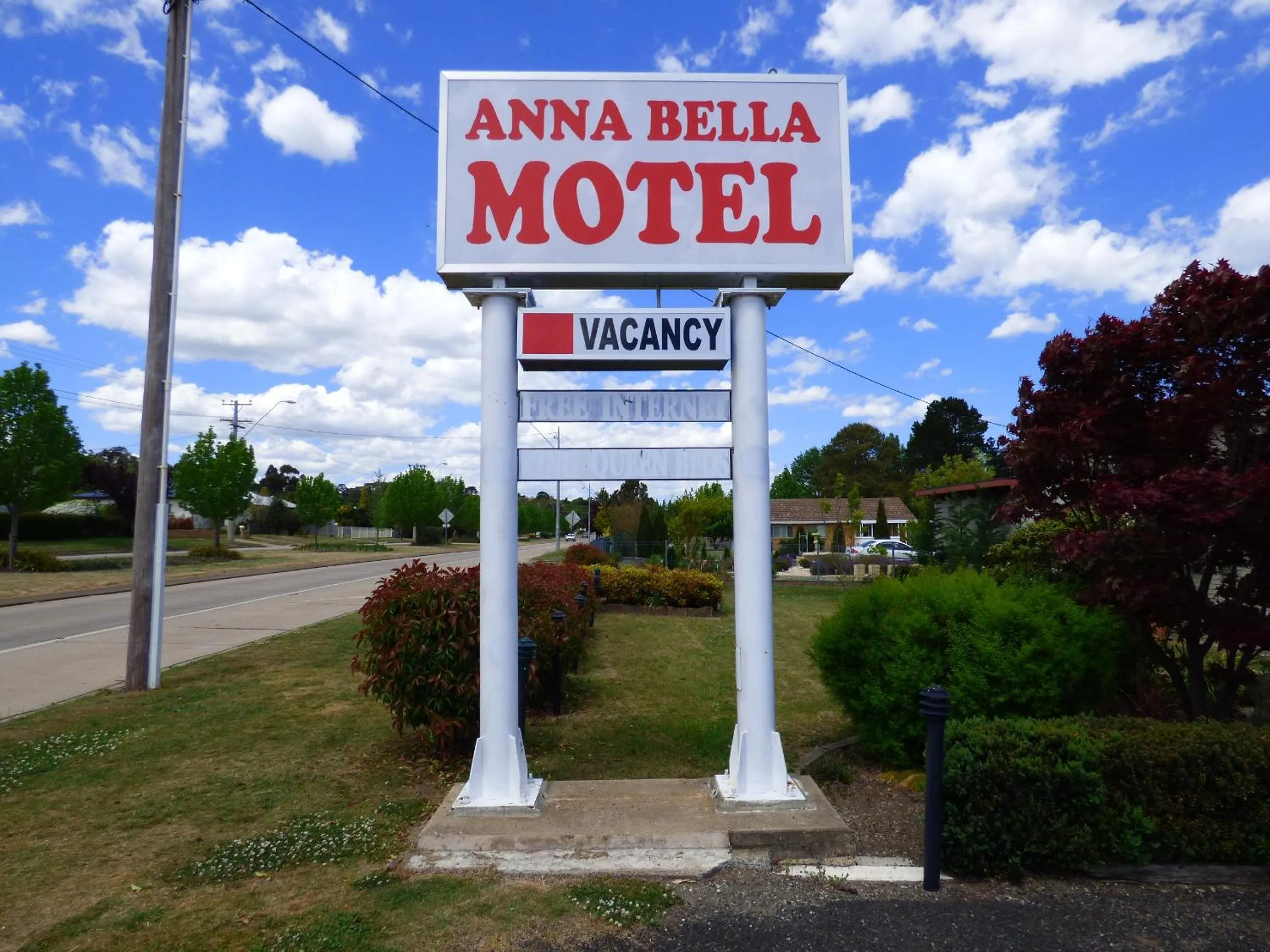 Street view in Anna Bella Motel Glen Innes