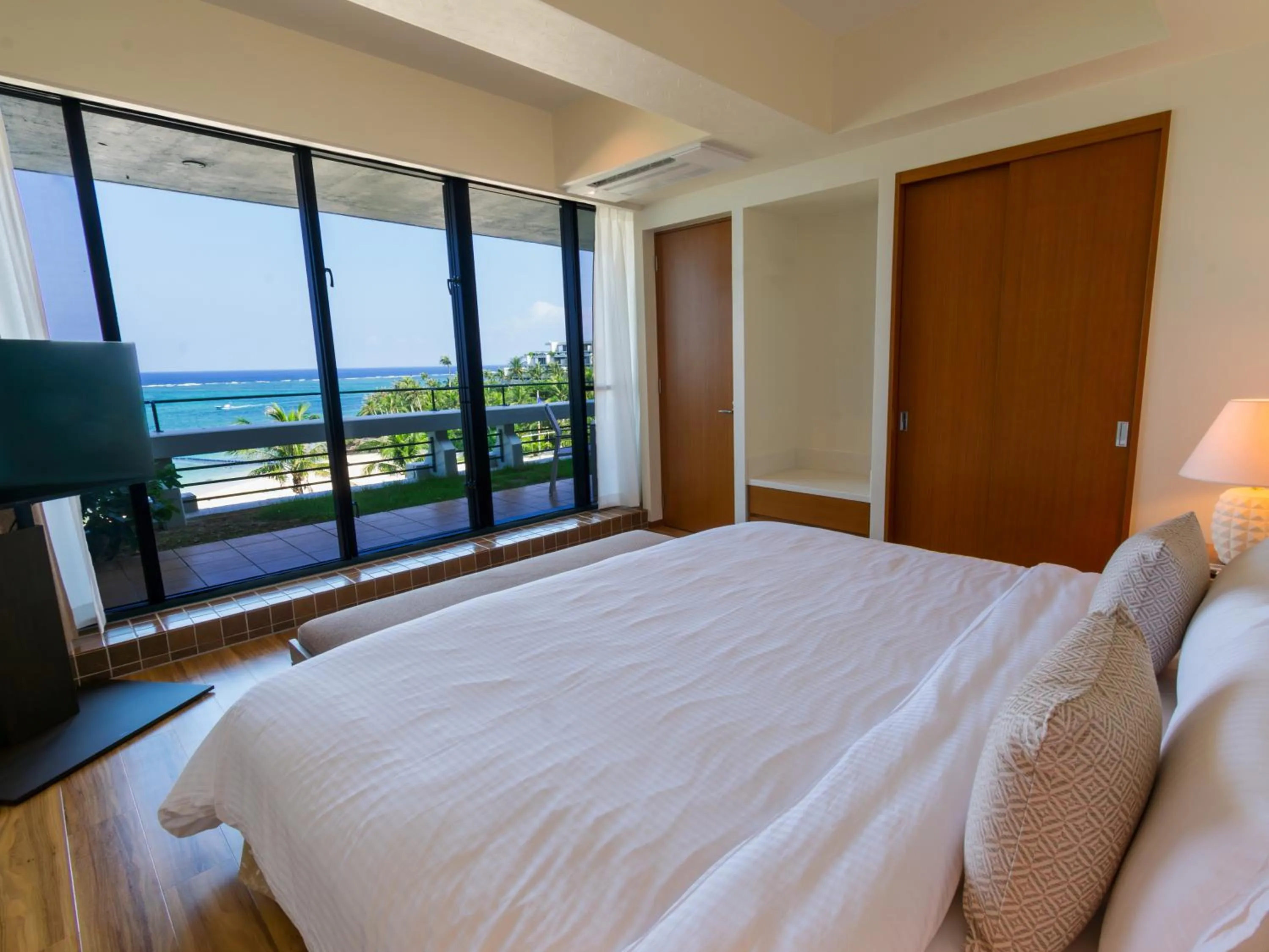 Bedroom, Bed in The Moon Beach Museum Resort