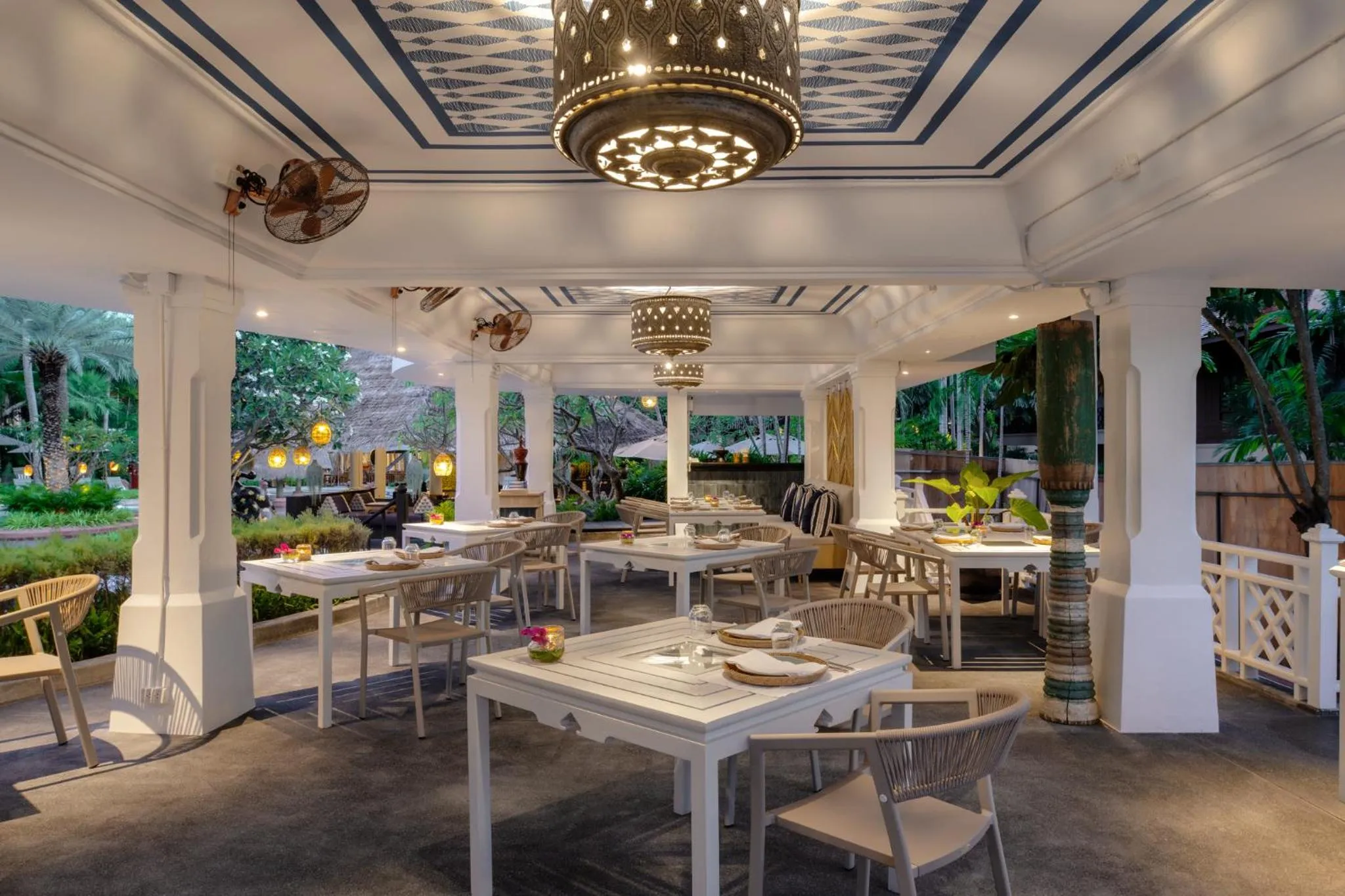 Restaurant/places to eat in Anantara Hua Hin Resort