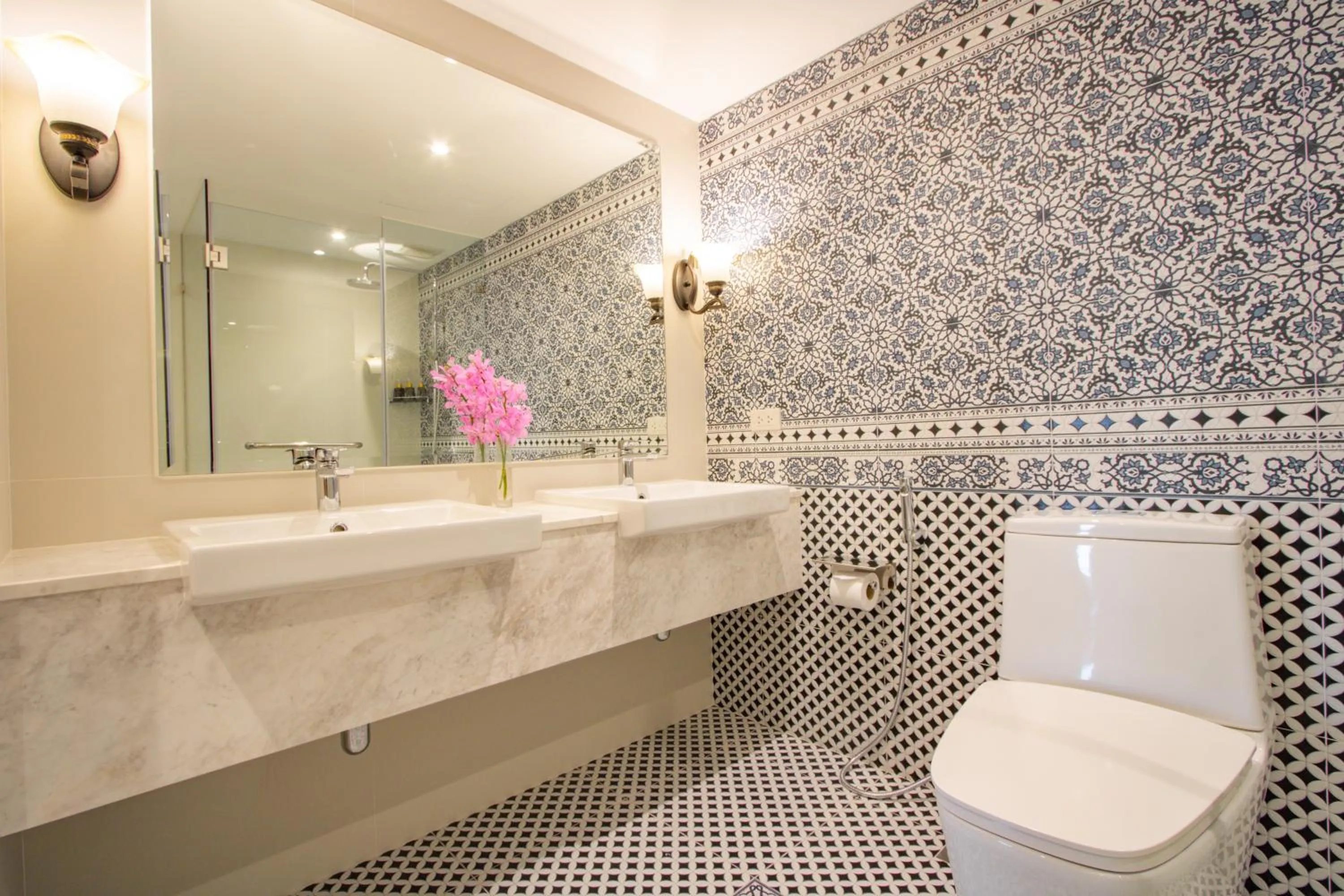 Toilet in Anantara Hua Hin Resort