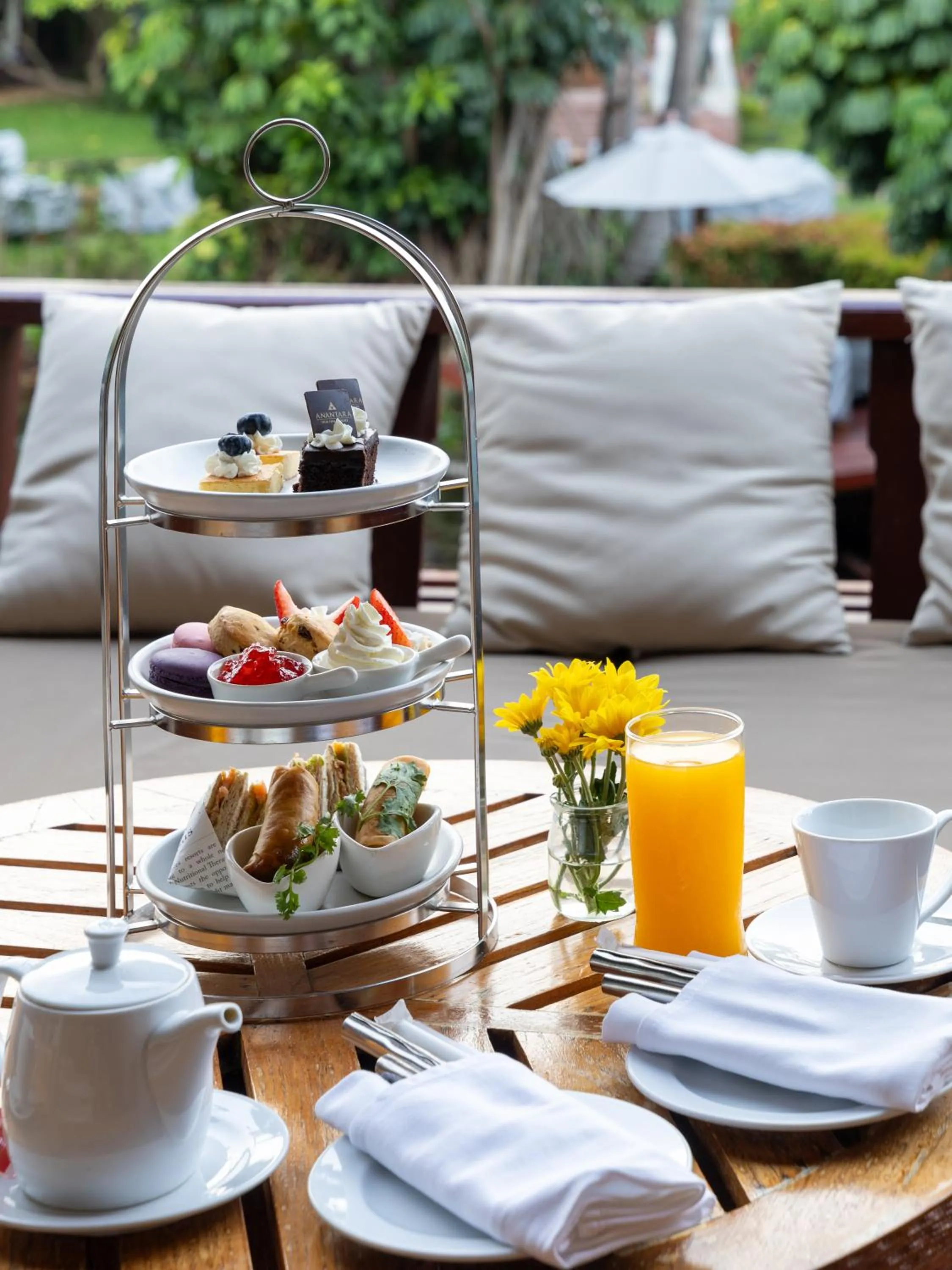 Food and drinks in Anantara Hua Hin Resort