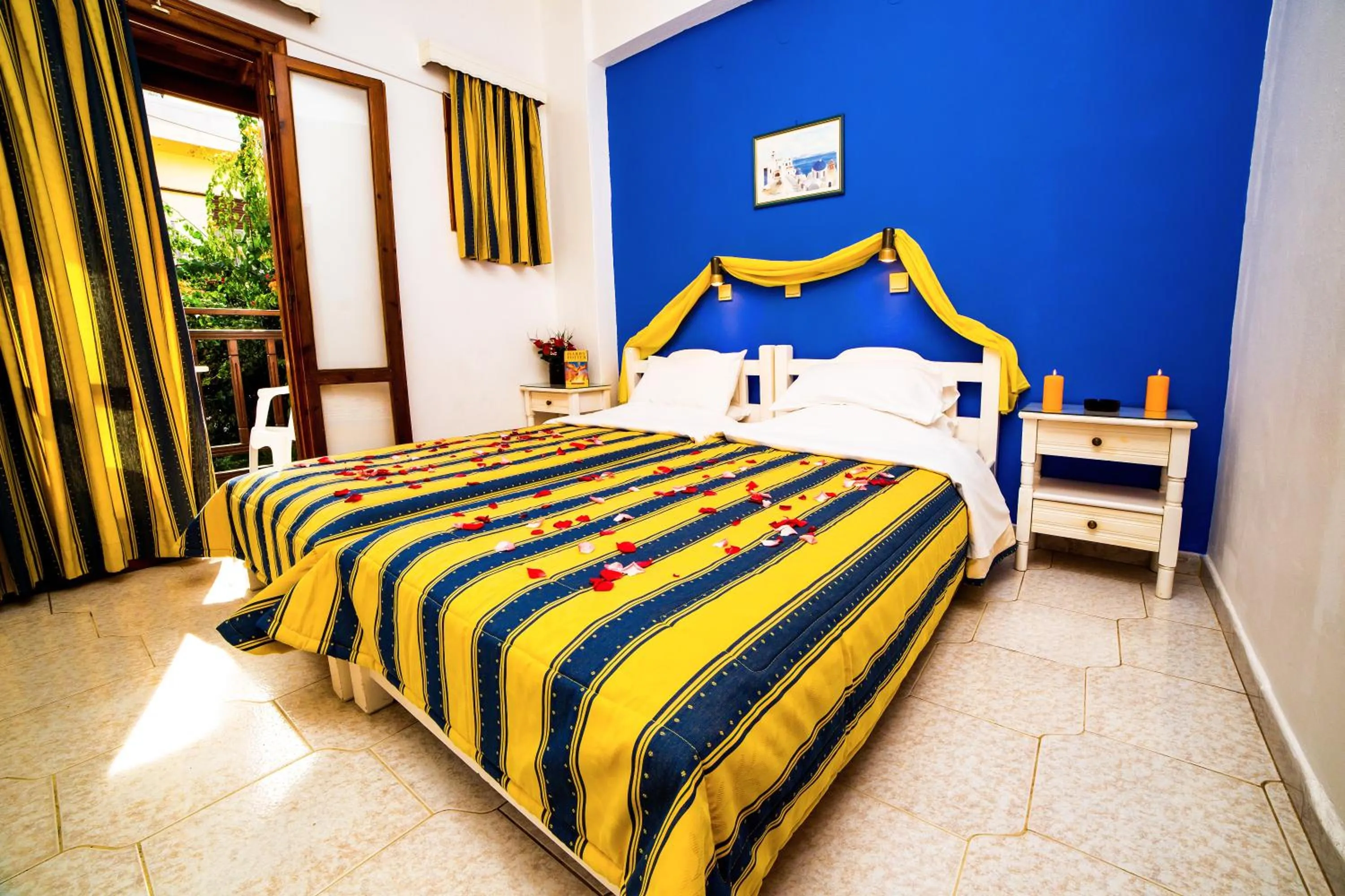 Bed in Creta Mar-Gio