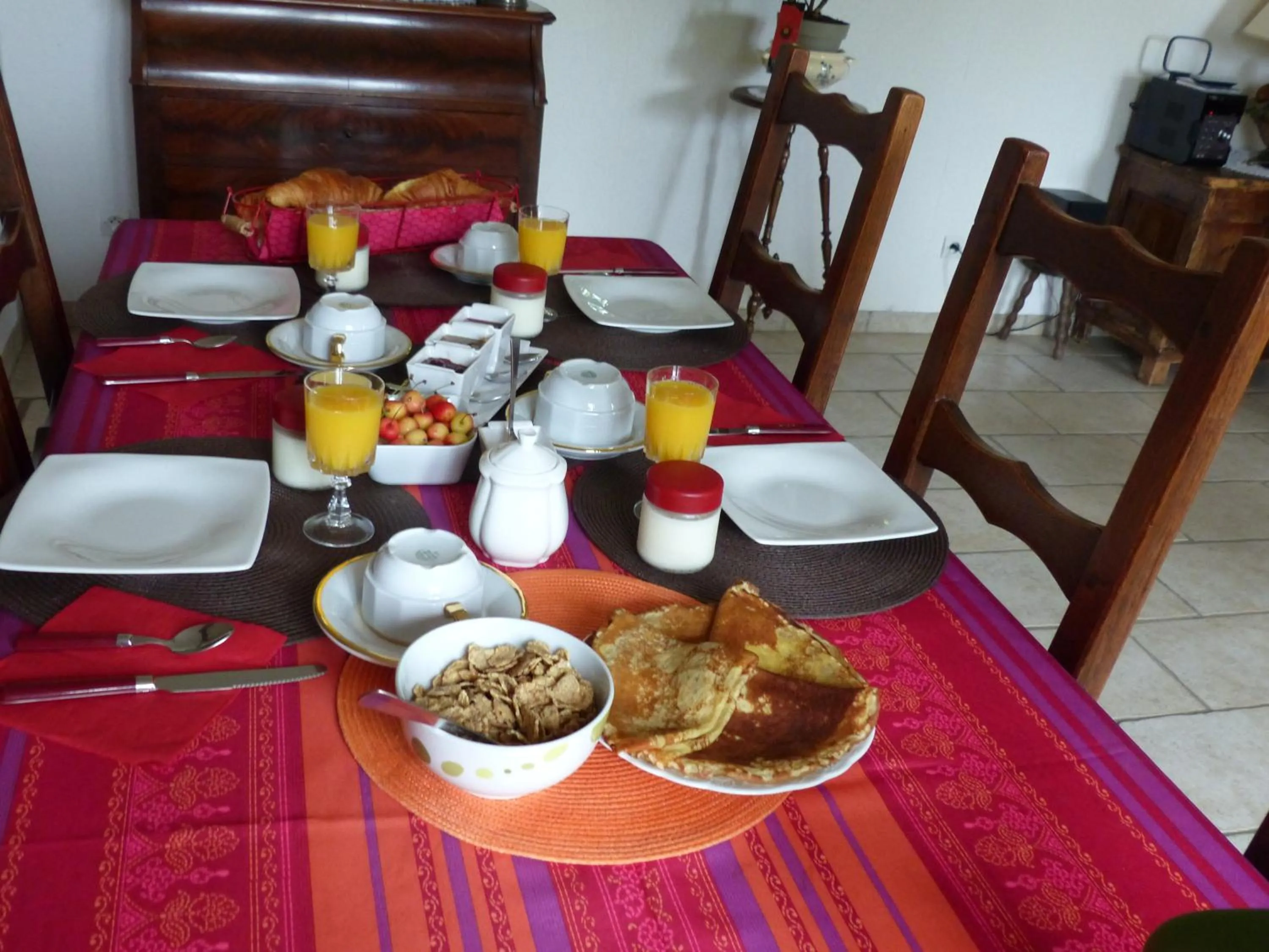 Breakfast, Bed in LA TRANQUILITE