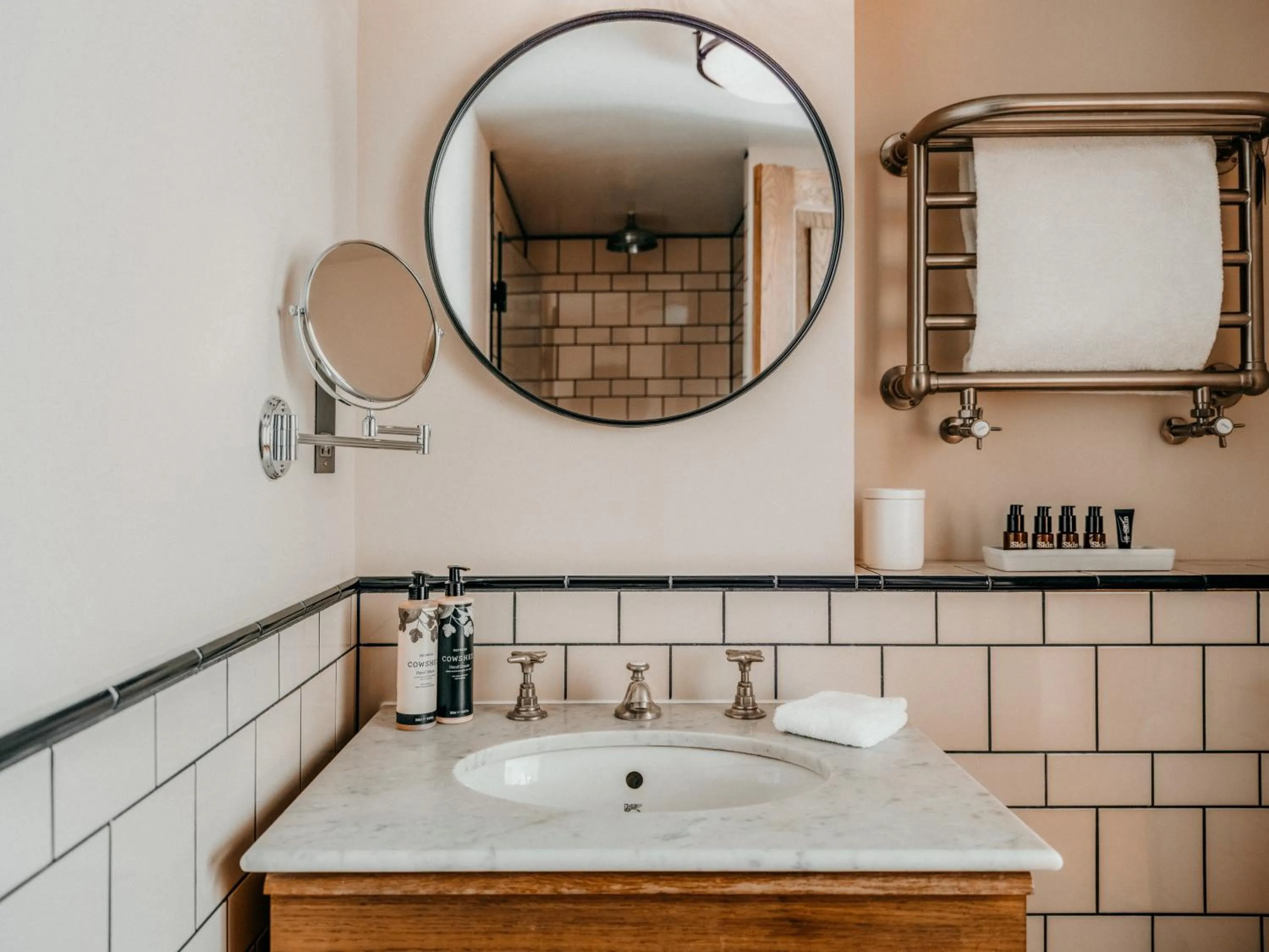 Bathroom in Redchurch Townhouse