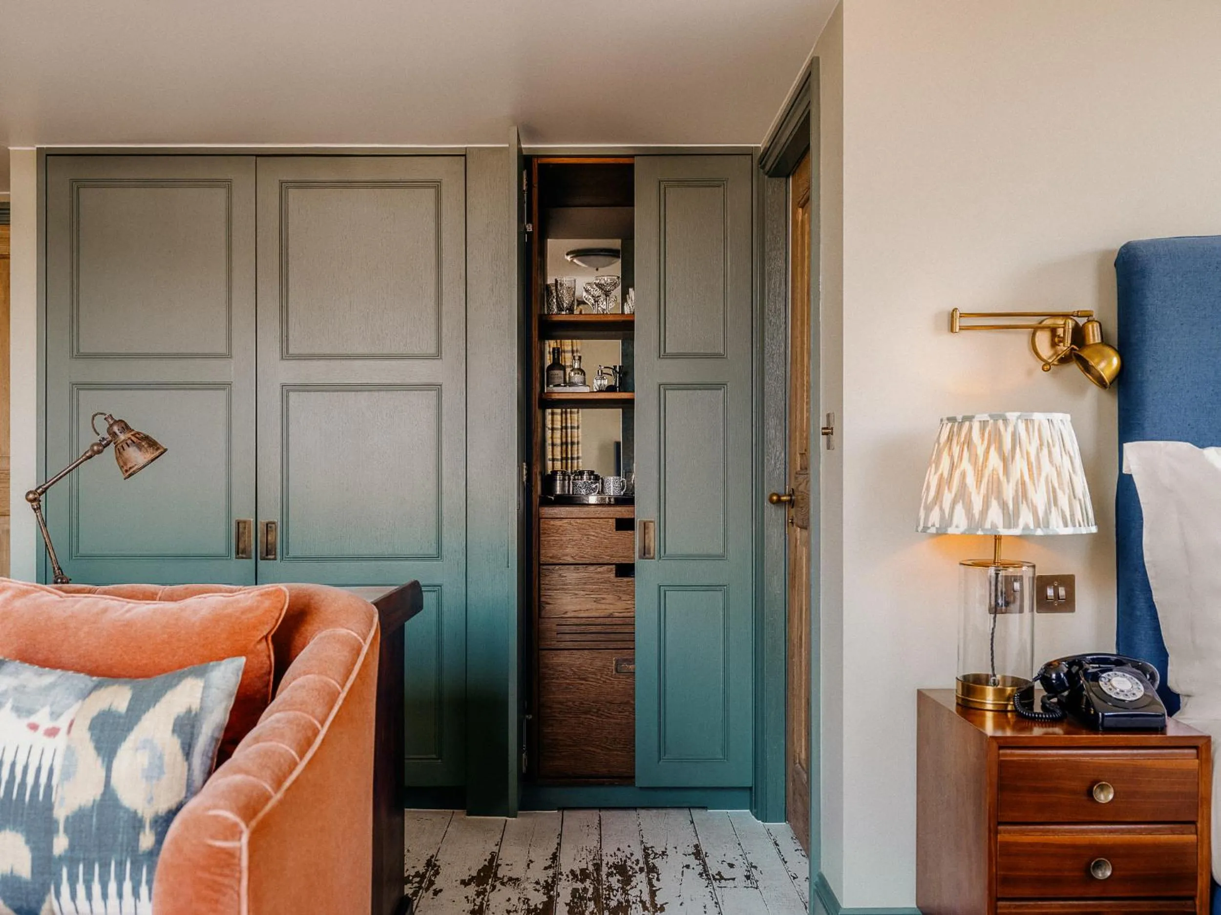Living room in Redchurch Townhouse
