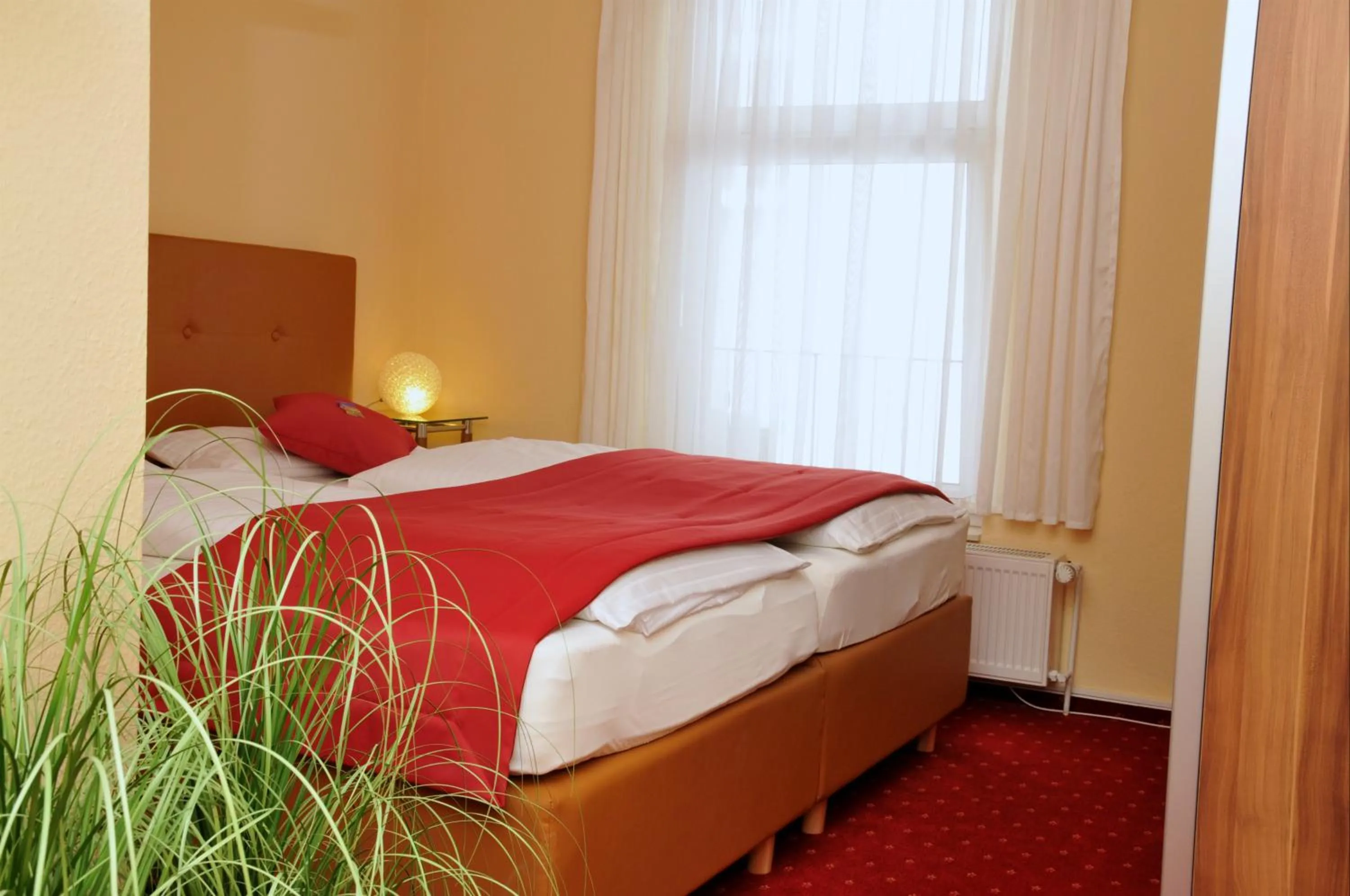 Bed in City-Hotel Am Wasserturm Halle