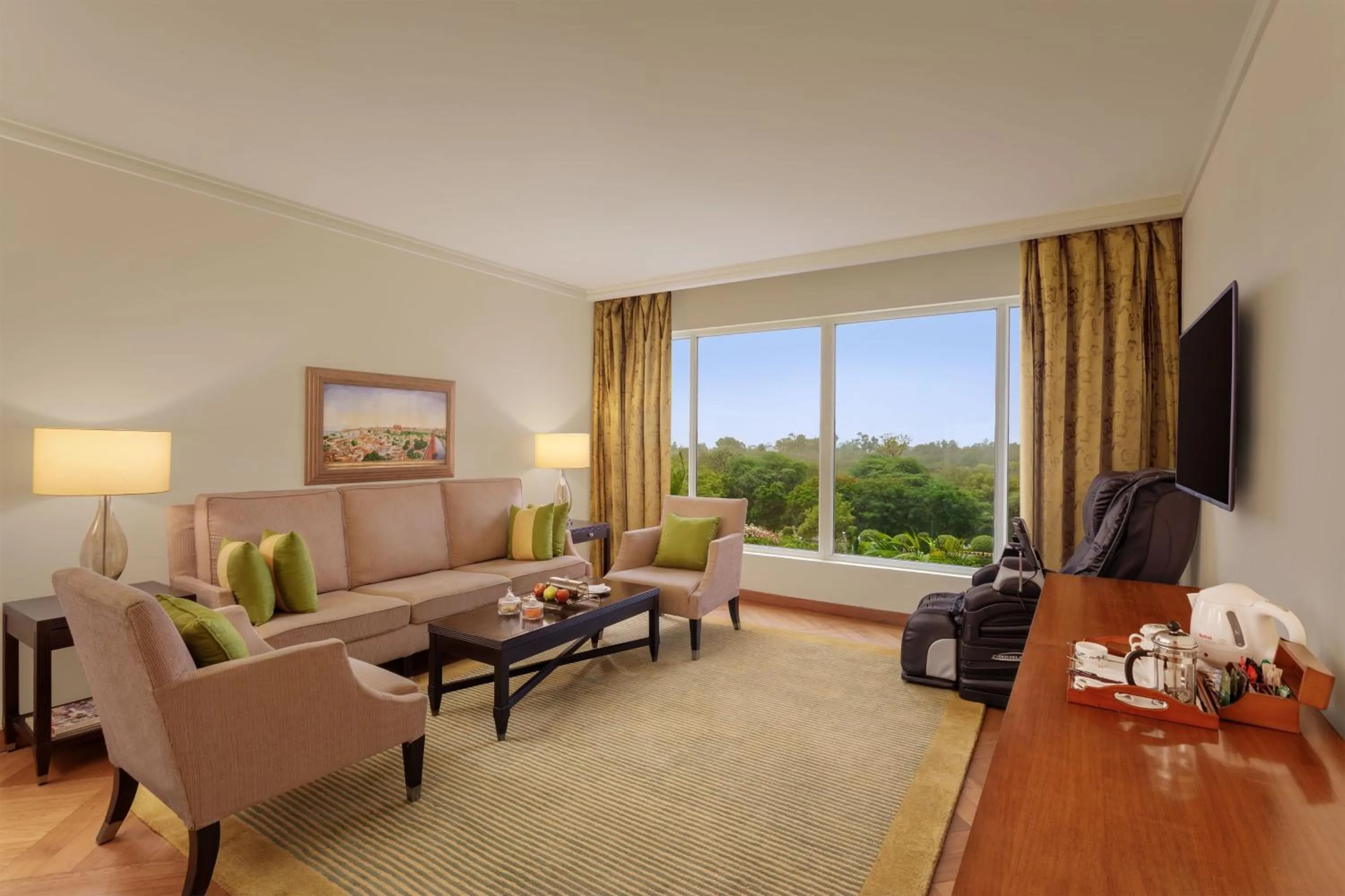 Photo of the whole room in ITC Maurya, a Luxury Collection Hotel, New Delhi