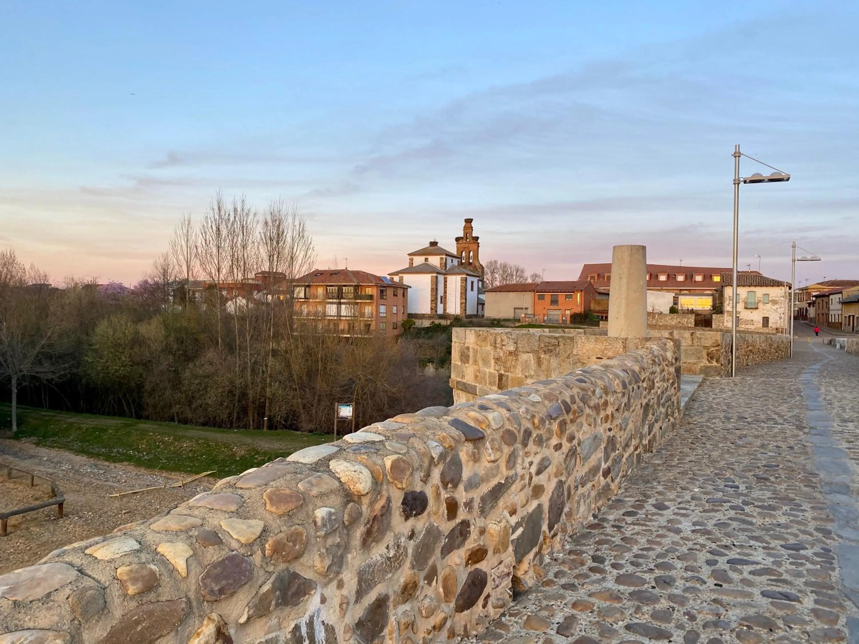 Nearby landmark in B&B Puente de Órbigo