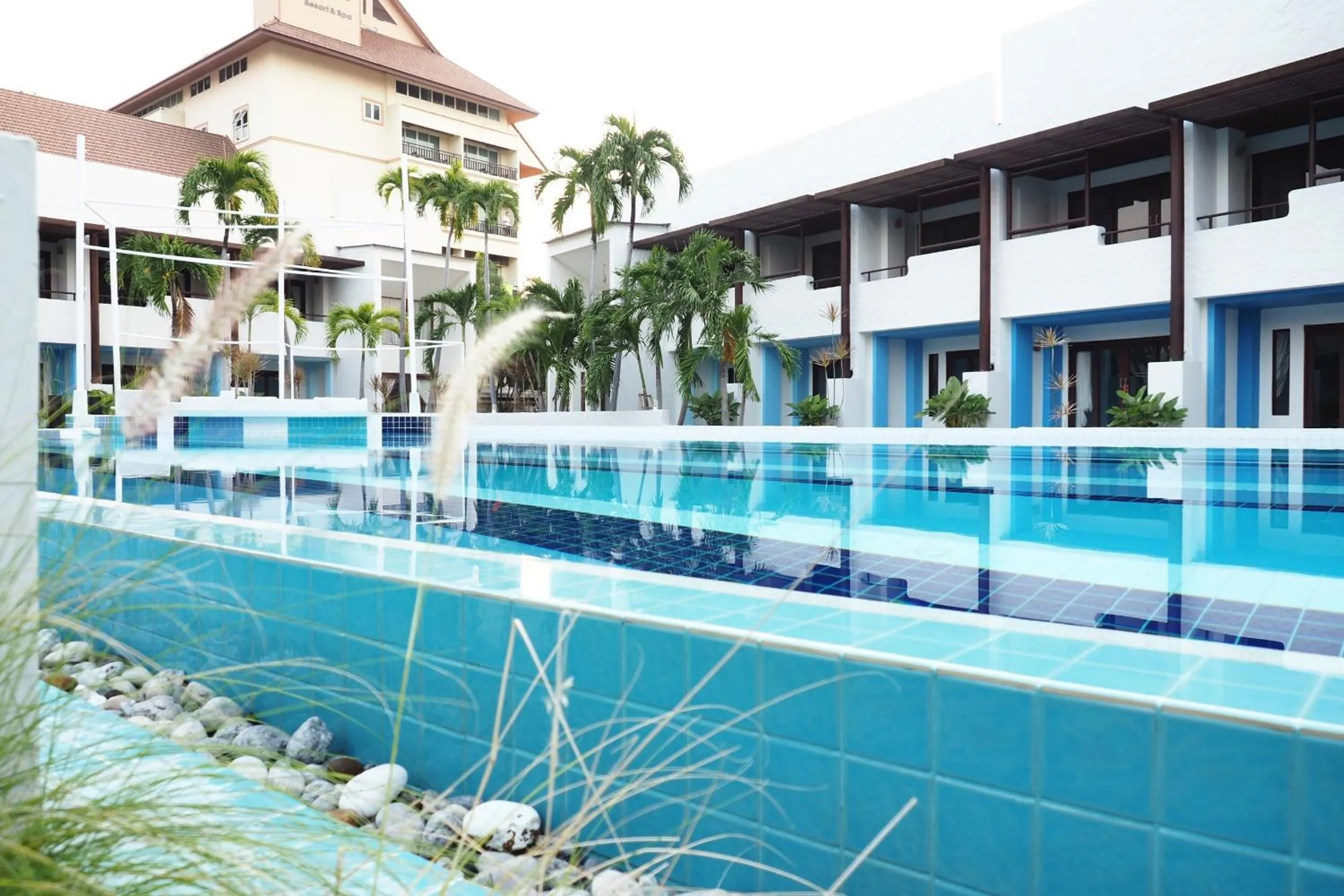 Swimming pool in Kochira