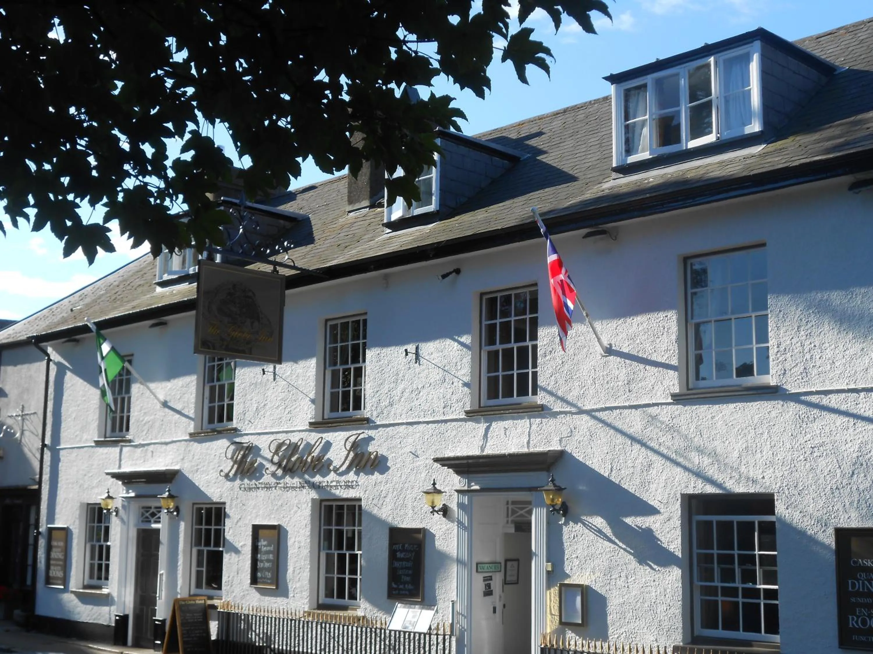 Facade/entrance in The Globe Inn