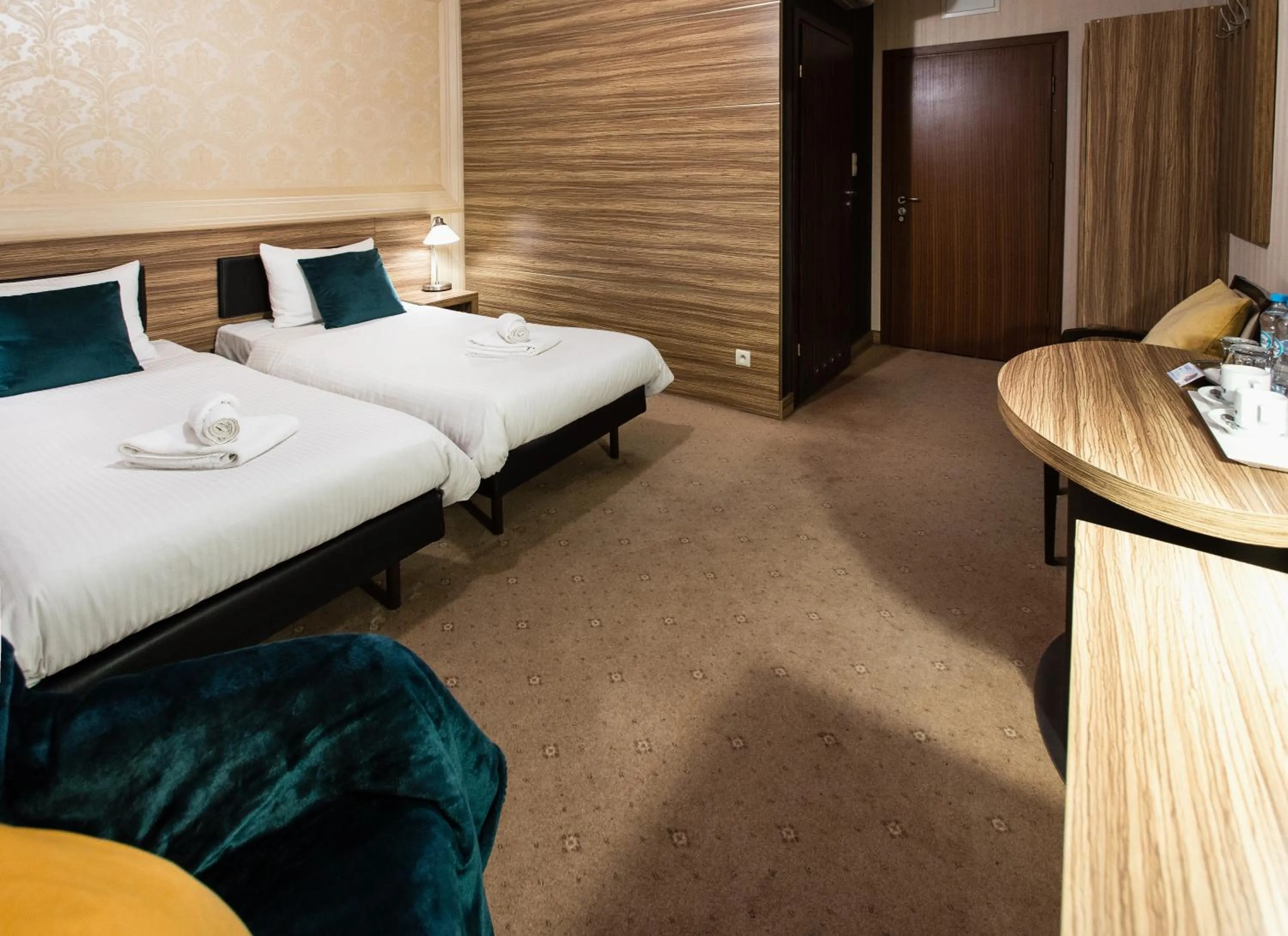 Photo of the whole room, Bed in Hotel Iskierka Business & Spa