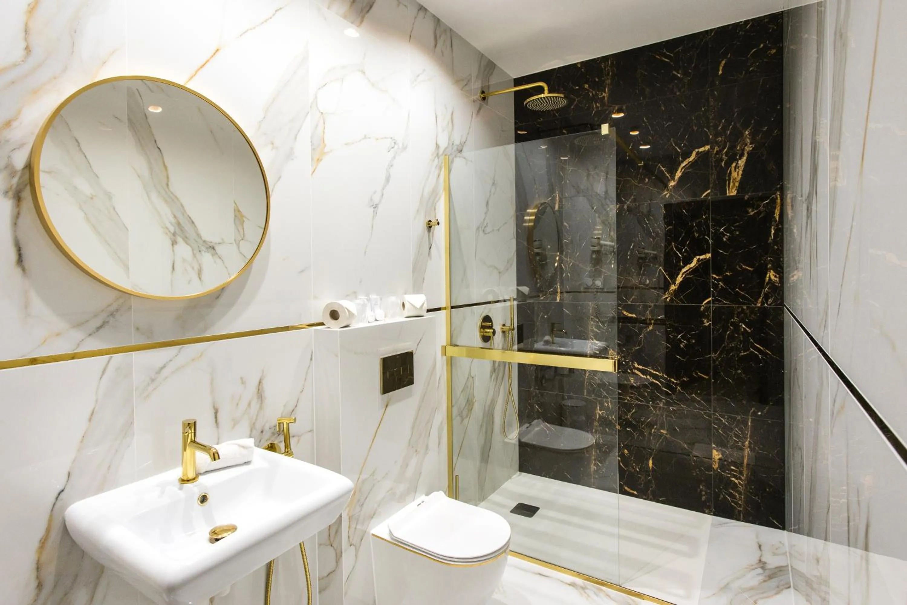 Bathroom in Hotel Iskierka Business & Spa