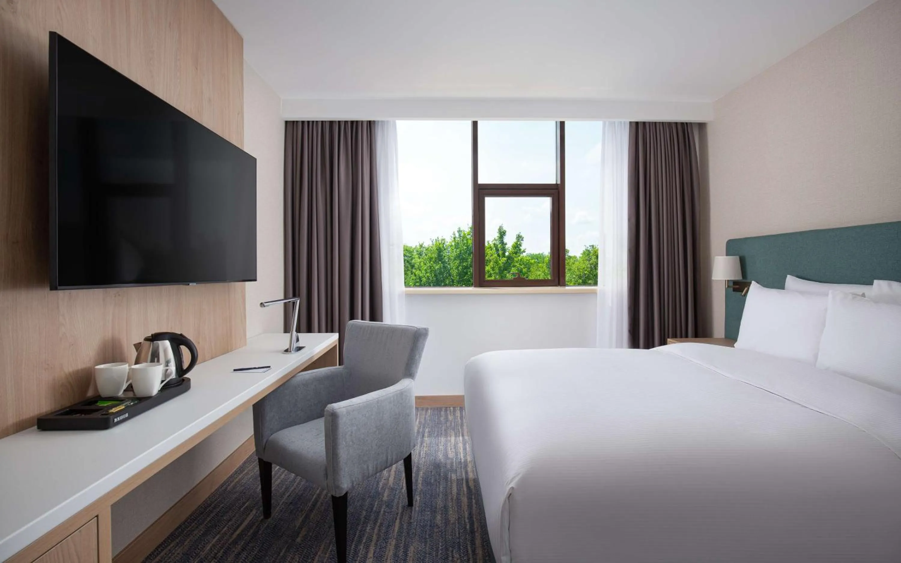 Bedroom, Bed in DoubleTree by Hilton Shymkent