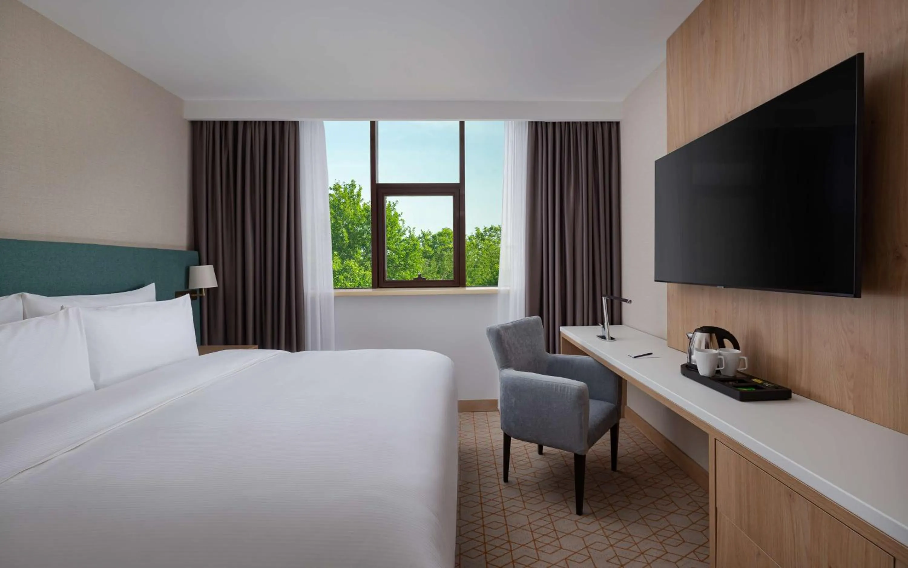 Bedroom, Bed in DoubleTree by Hilton Shymkent