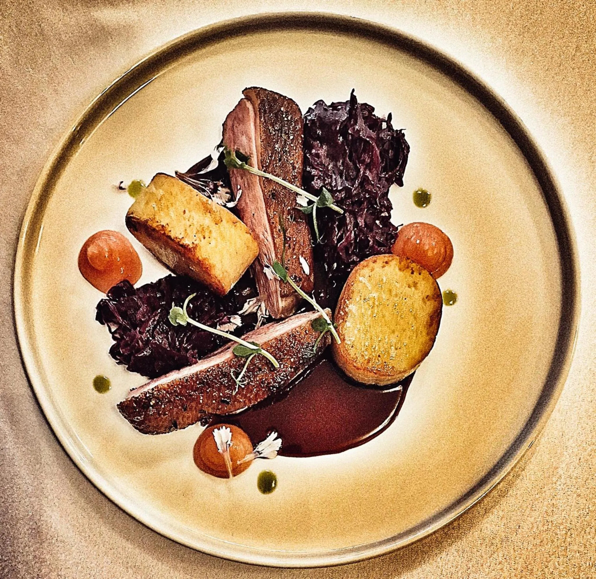 Food and drinks in Hotel i Restauracja w Luboniu