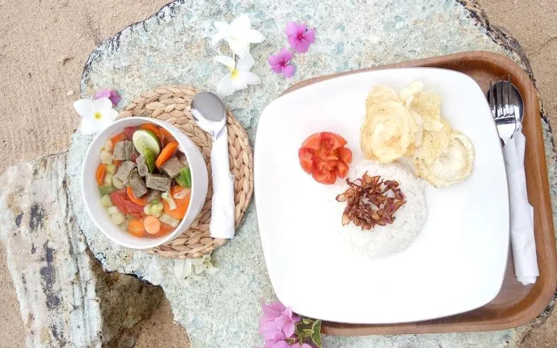 Food close-up in Alden Beach House