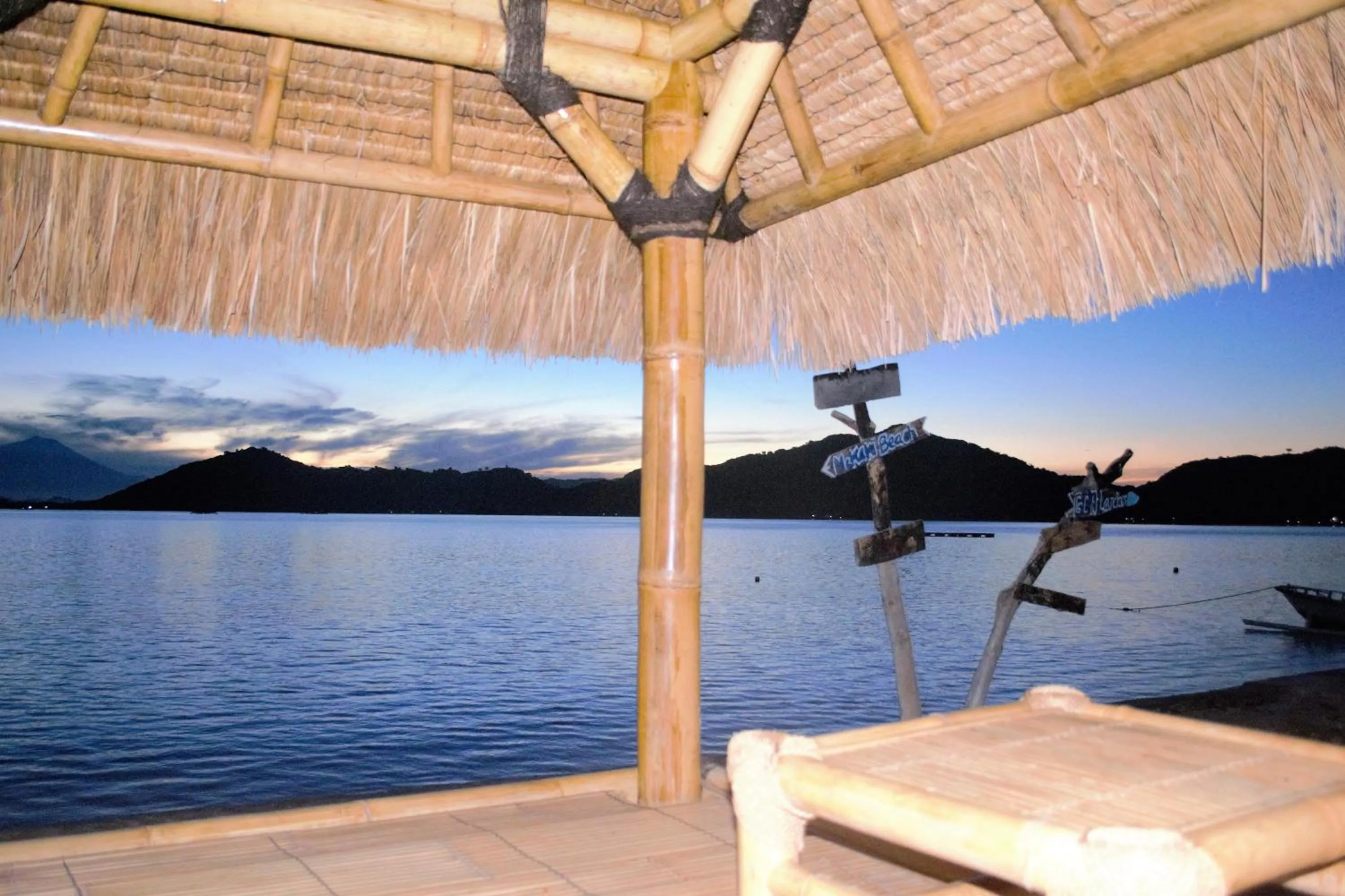 Beach in Alden Beach House