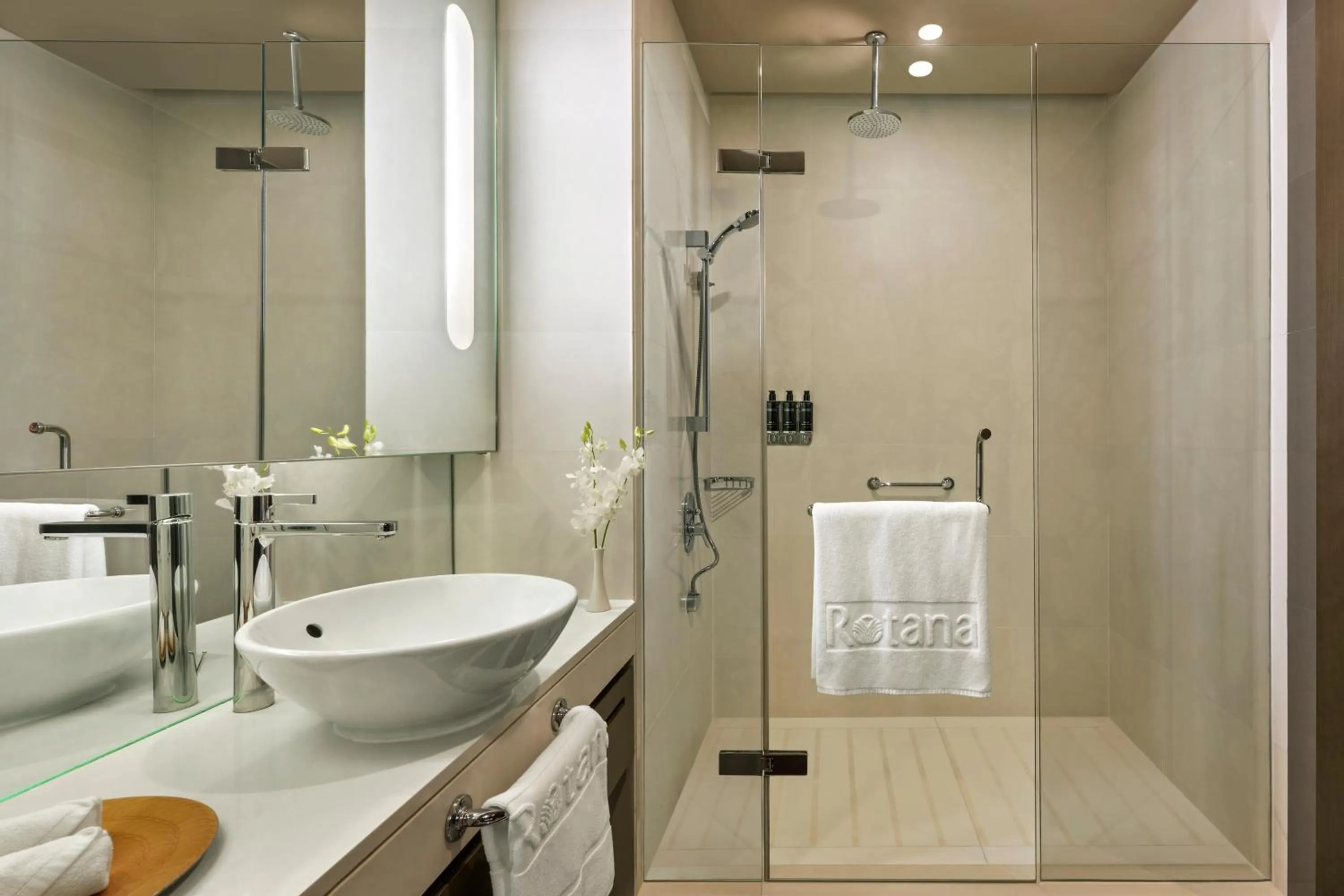 Bathroom in Park Rotana Abu Dhabi