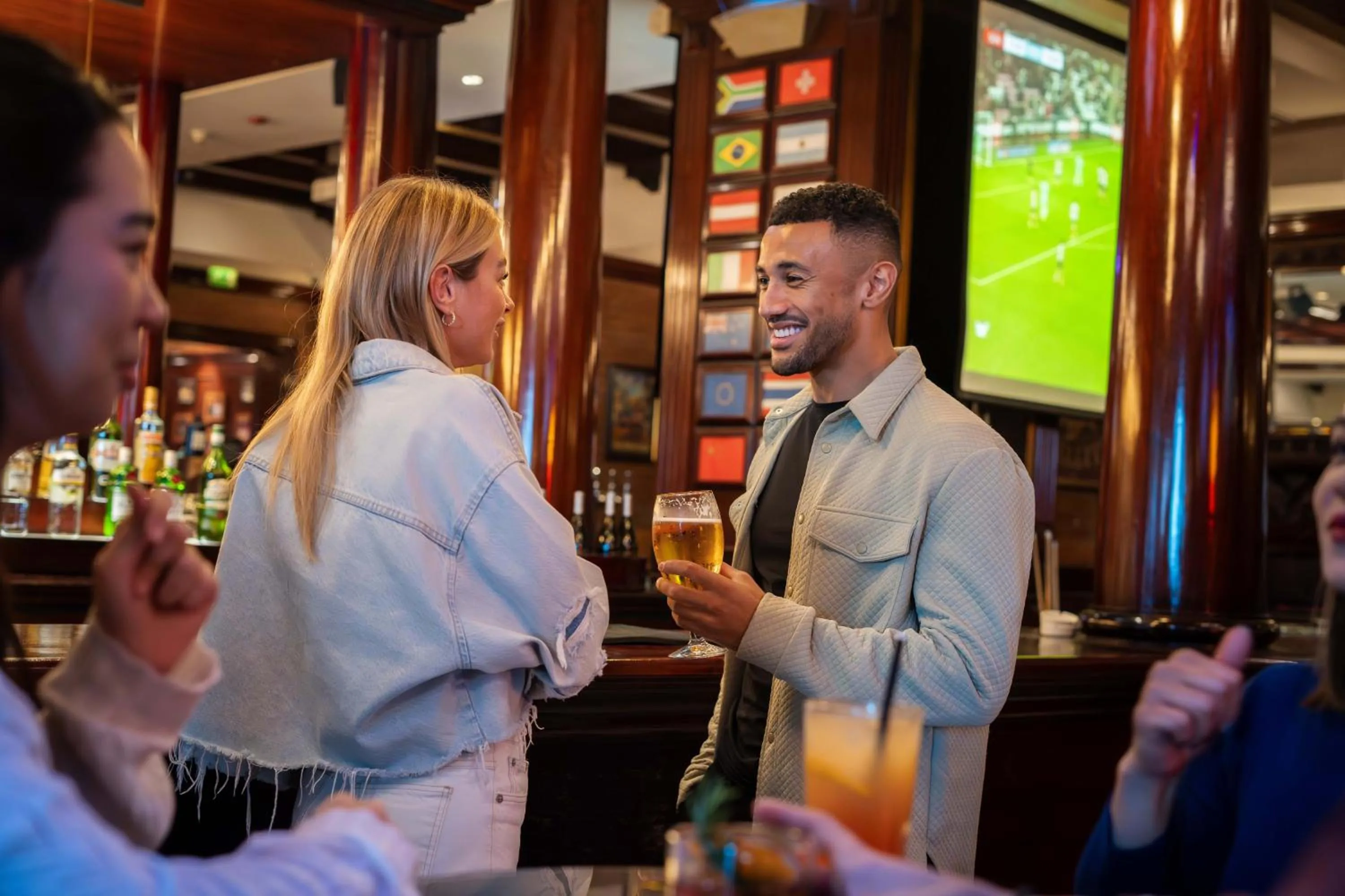 Lounge or bar in Park Rotana Abu Dhabi