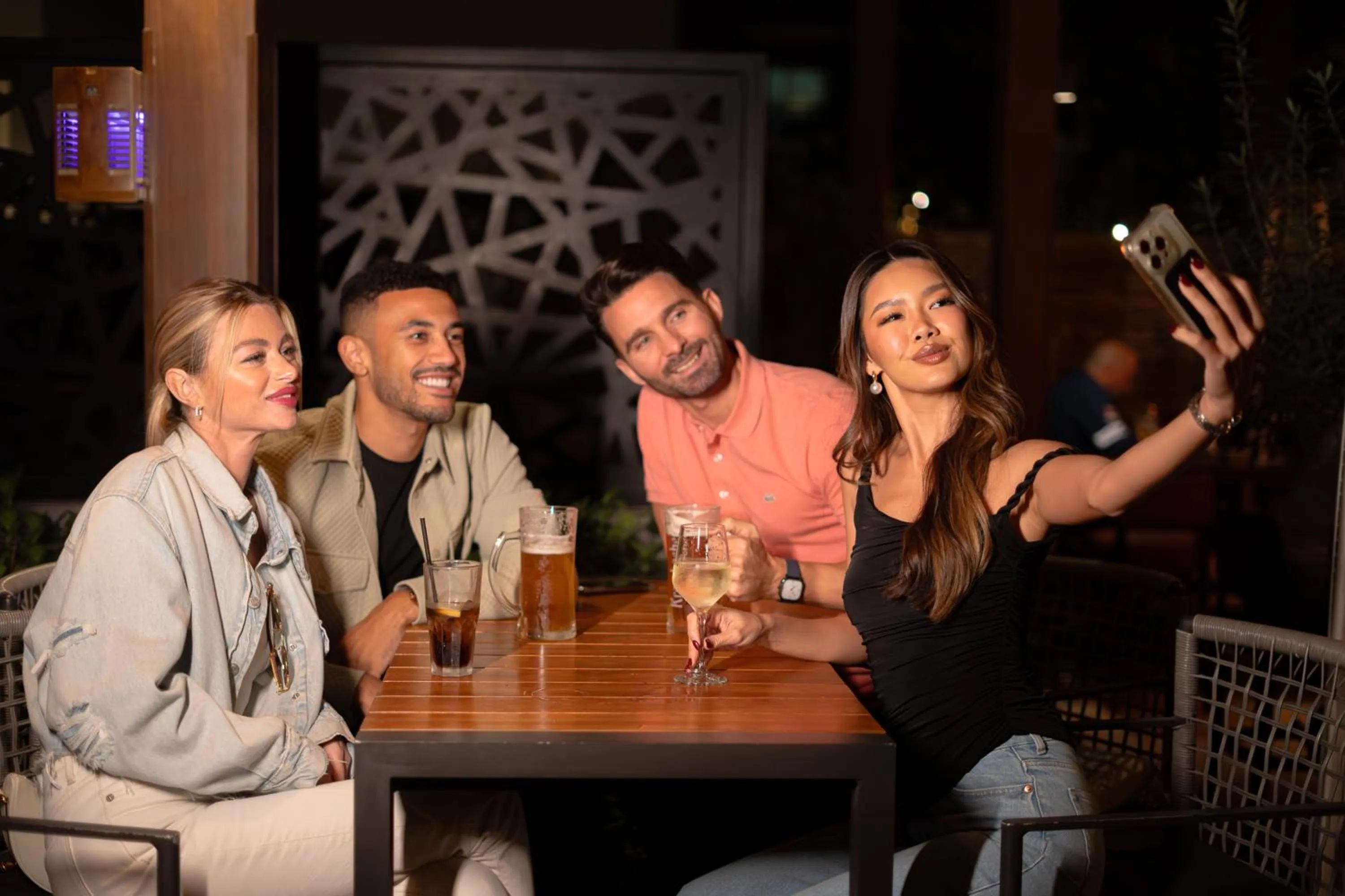 Lounge or bar in Park Rotana Abu Dhabi