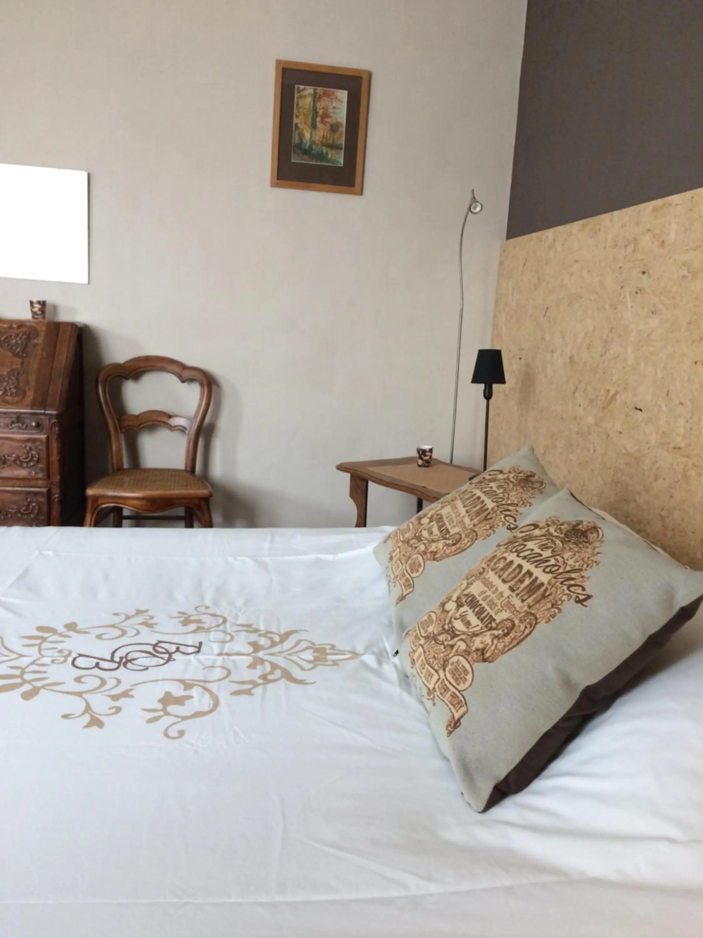 Photo of the whole room, Bed in B&B Chambre Chocolat