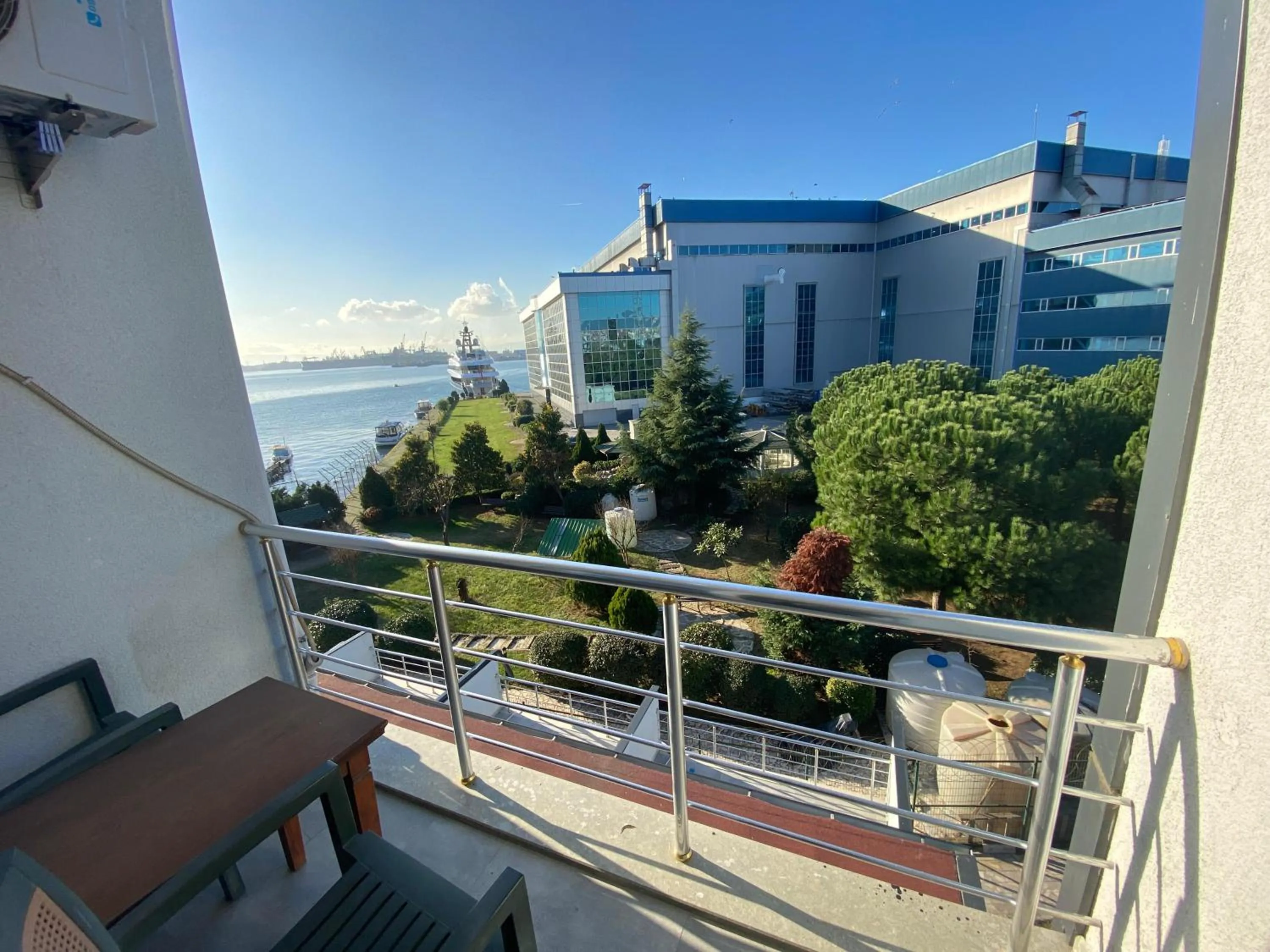 Property building in Sahil Hotel Pendik