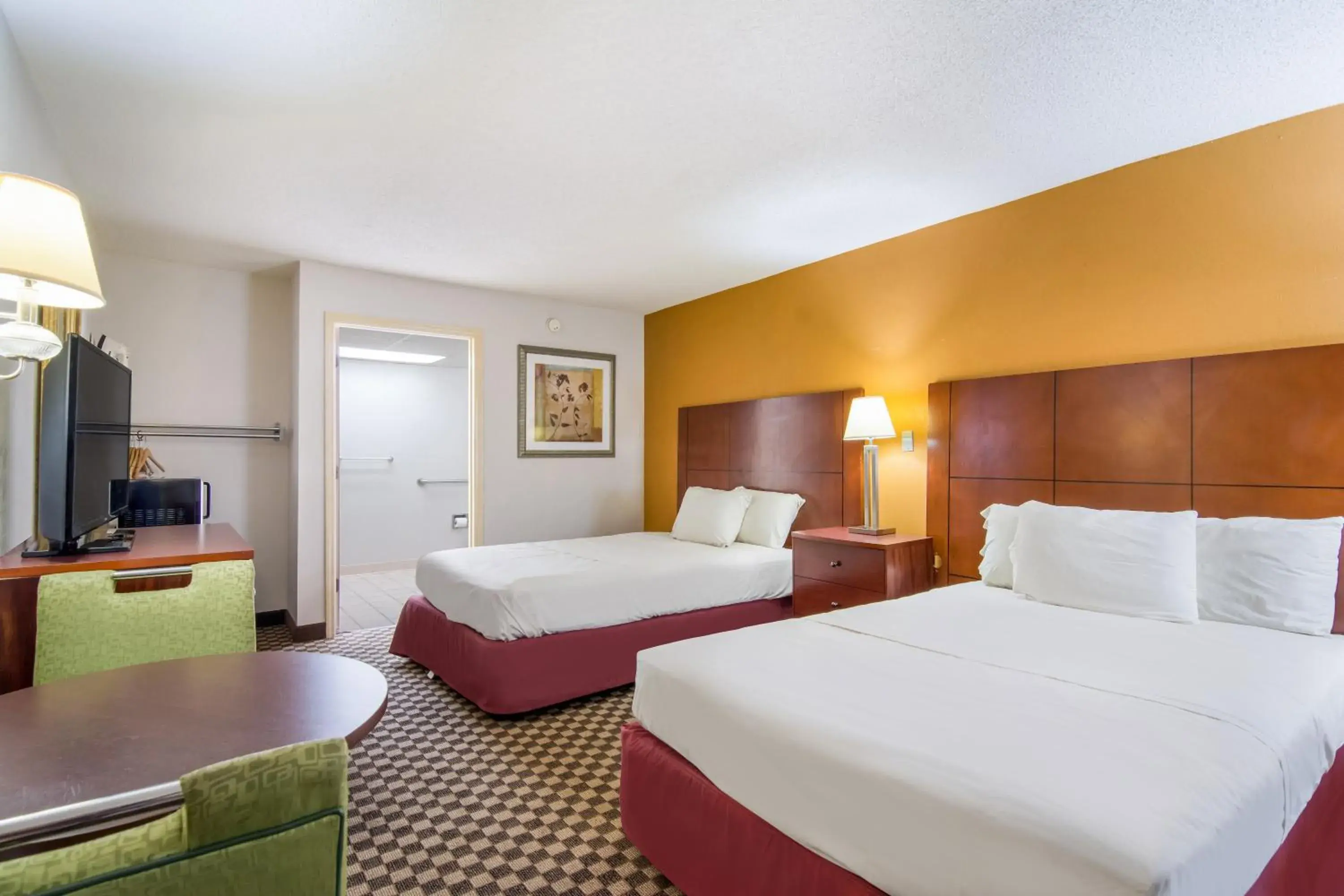 Quadruple Room - Disability Access in Americas Best Value Inn Wadesboro Quadruple Room - Disability Access in Americas Best Value Inn Wadesboro