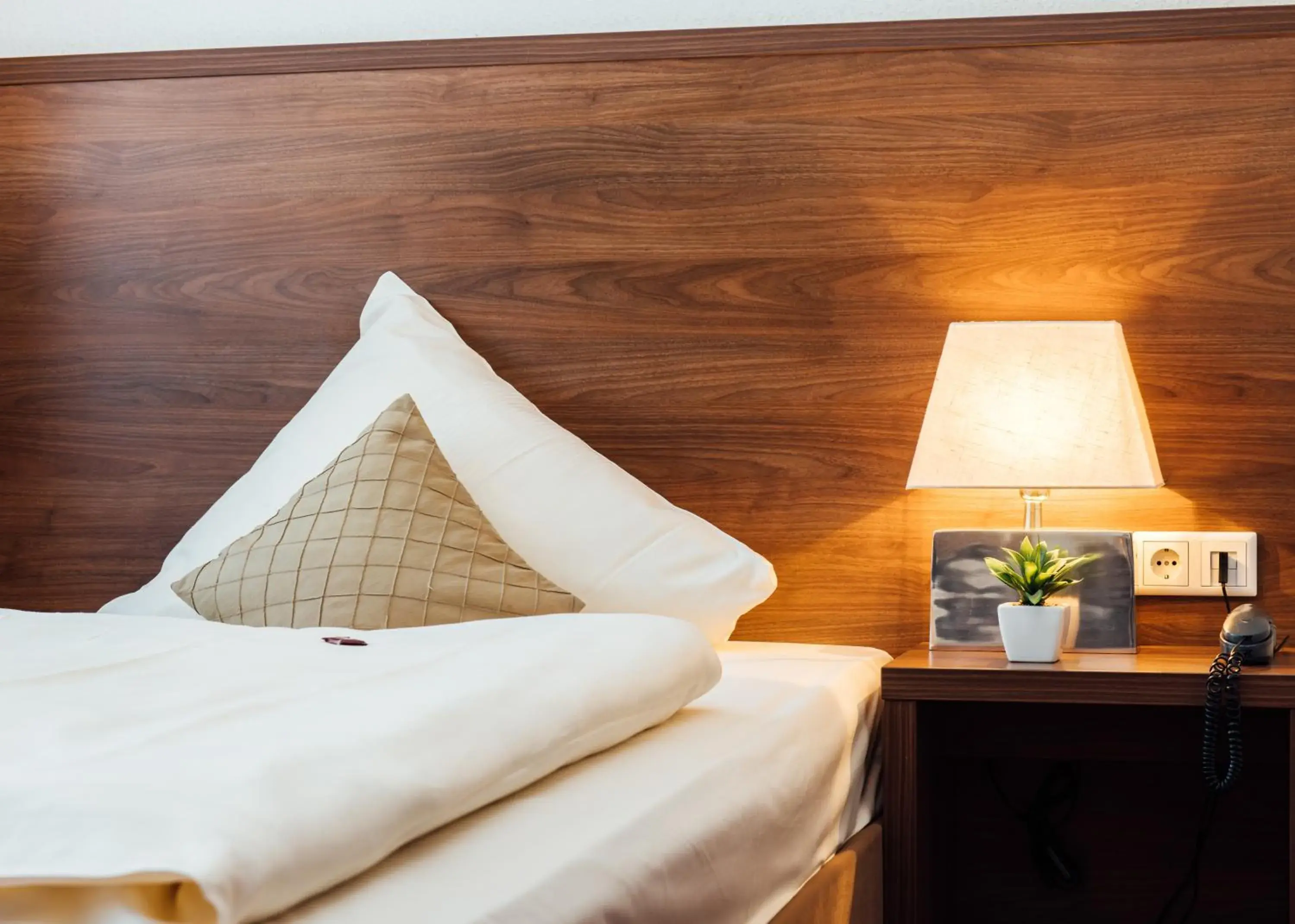 Comfort Single Room in Arcade Hotel Comfort Single Room in Arcade Hotel