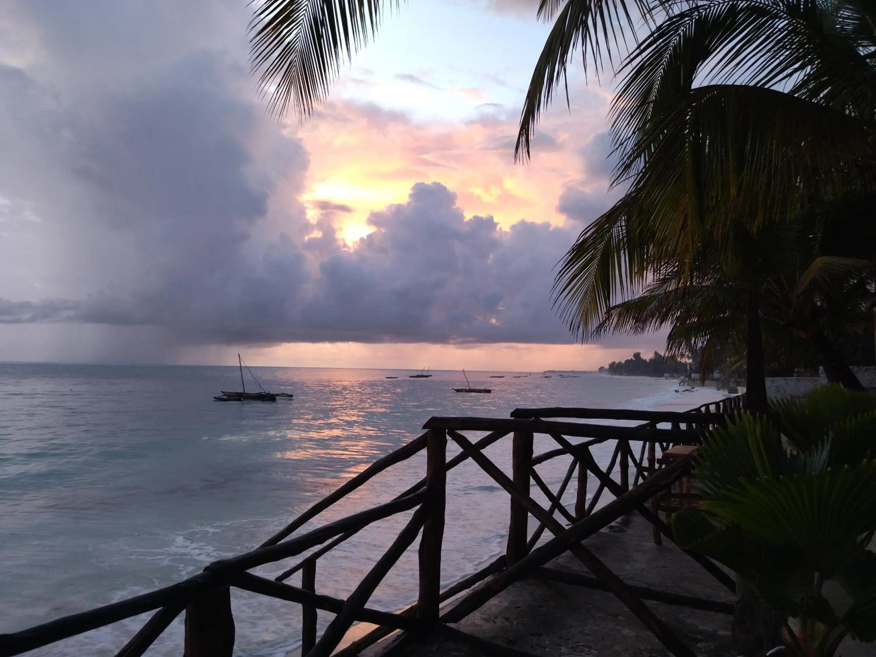 Sunrise in Joya Boutique Hotel