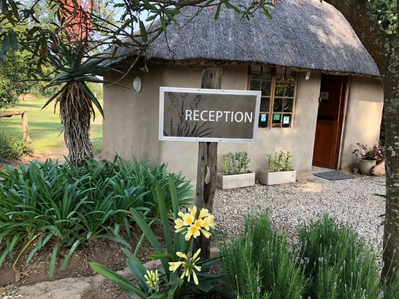 Lobby or reception in Chrislin African Lodge