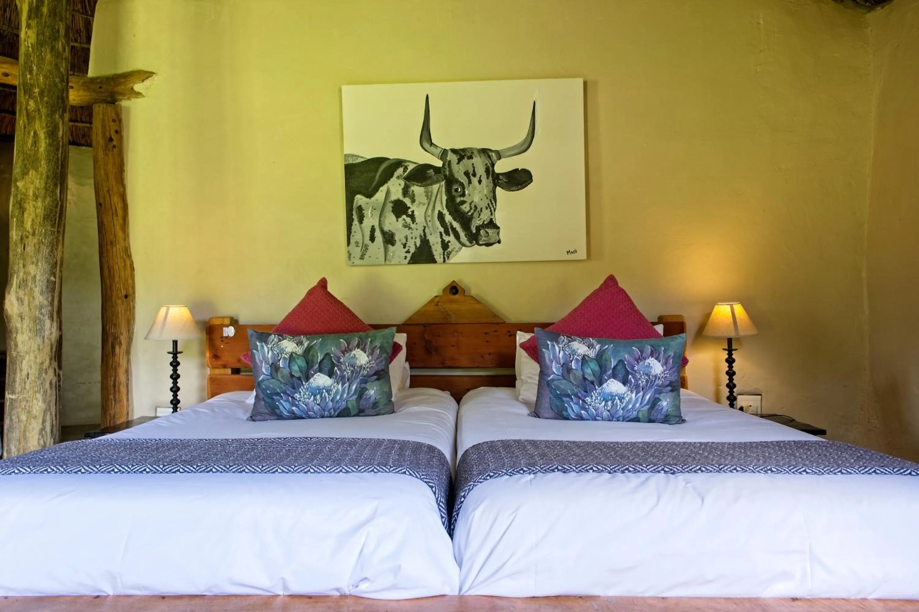 Bed in Chrislin African Lodge