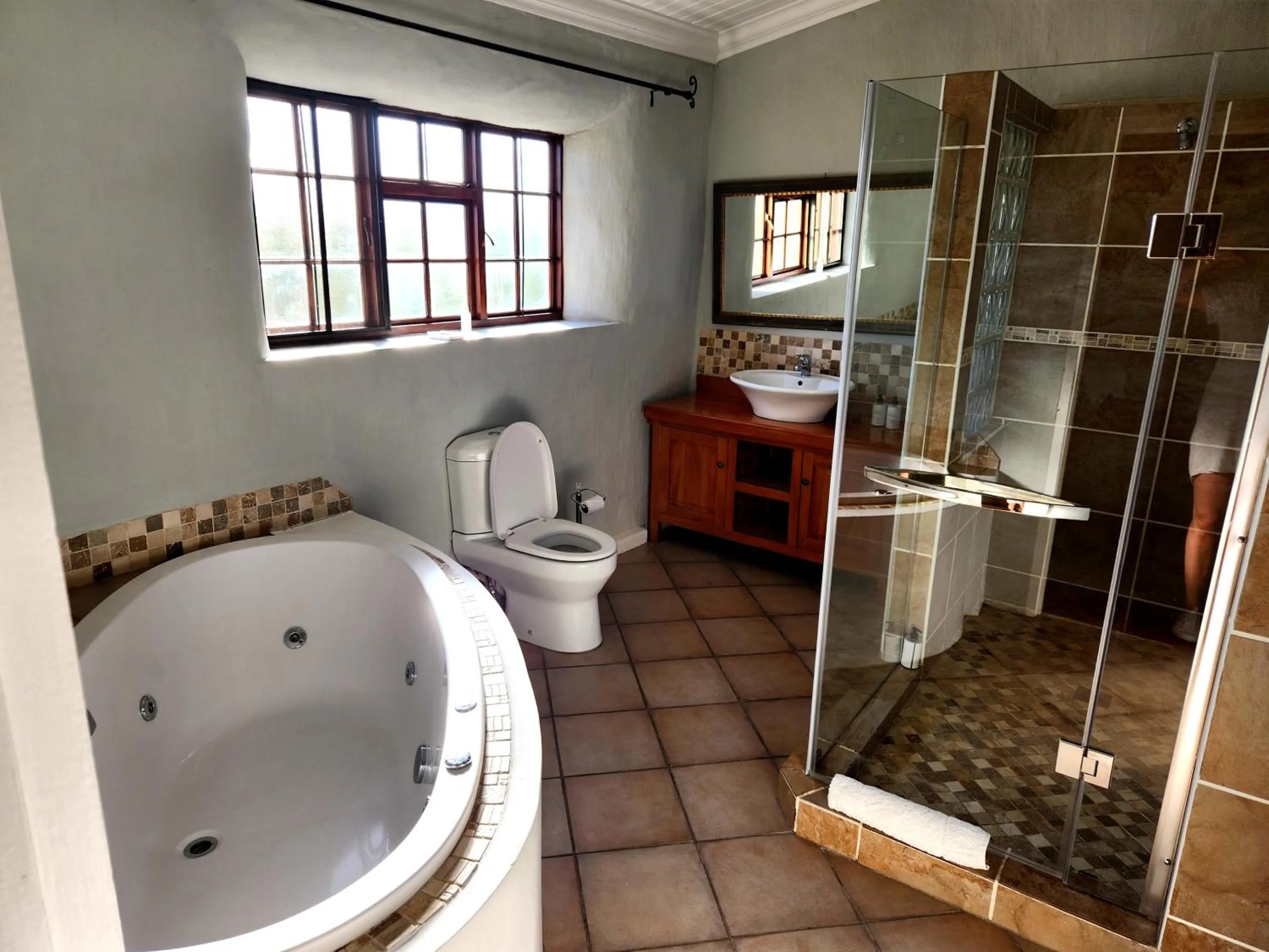 Shower in Chrislin African Lodge