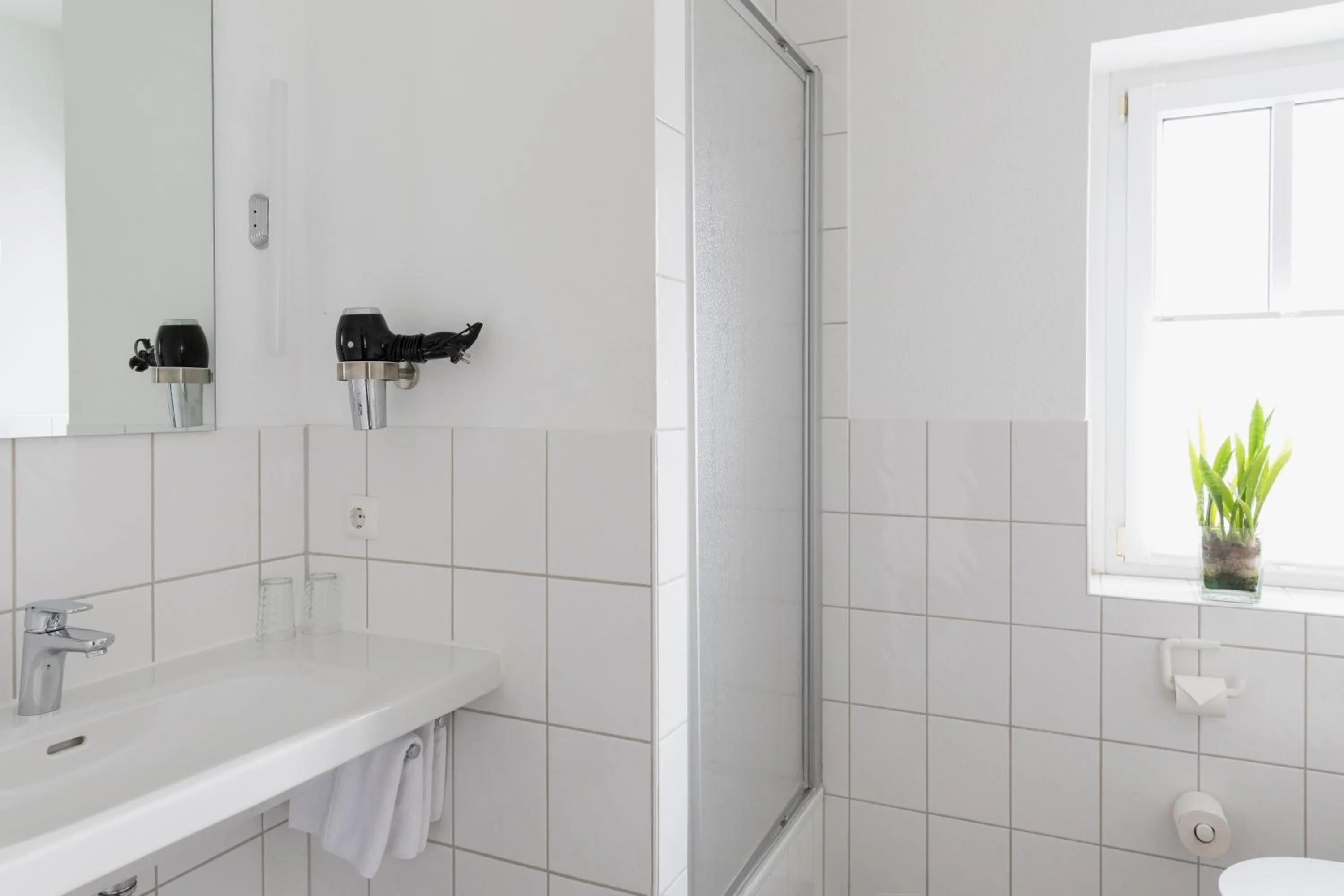 Bathroom in Tiemanns Boardinghouse