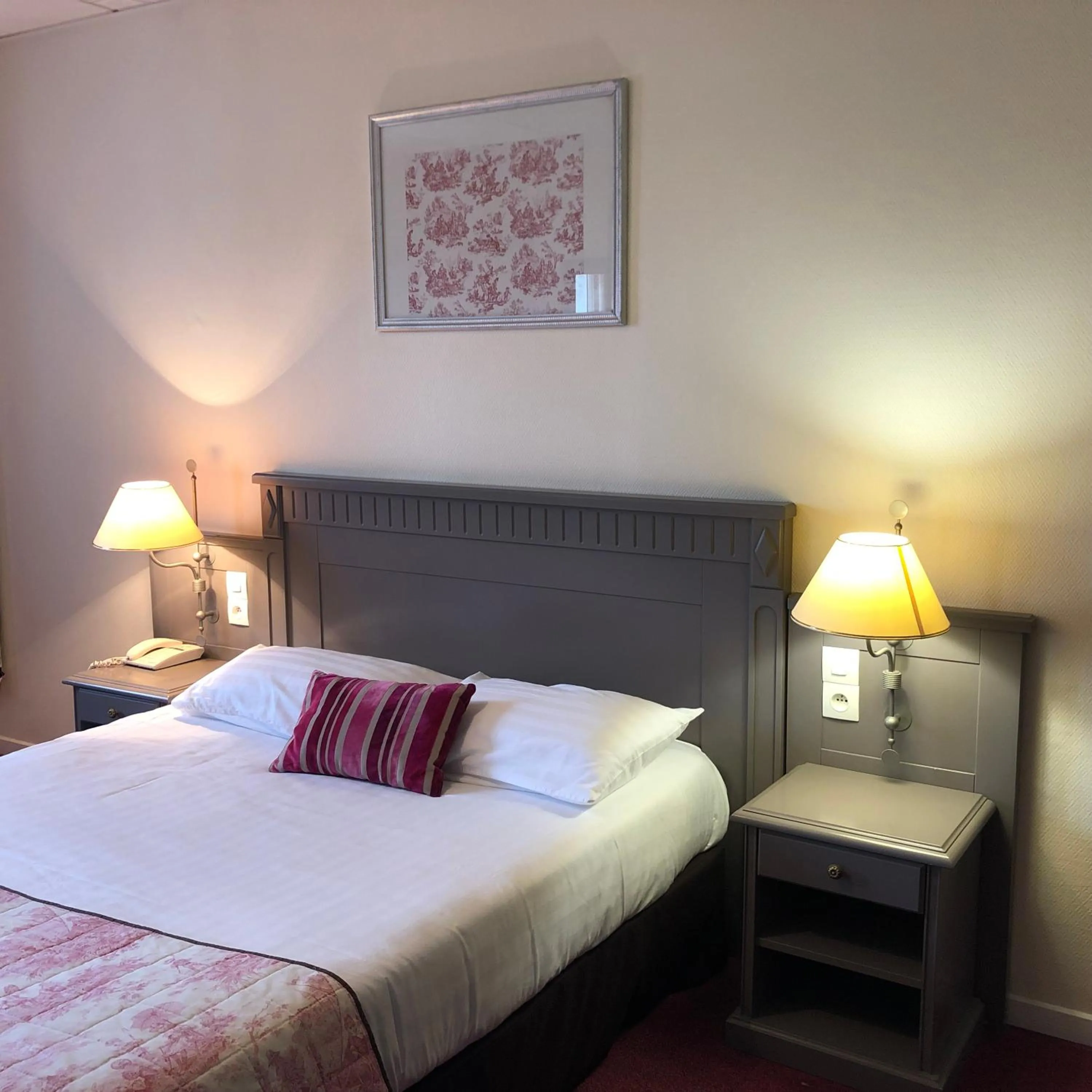 Bedroom, Bed in Hôtel HAPY