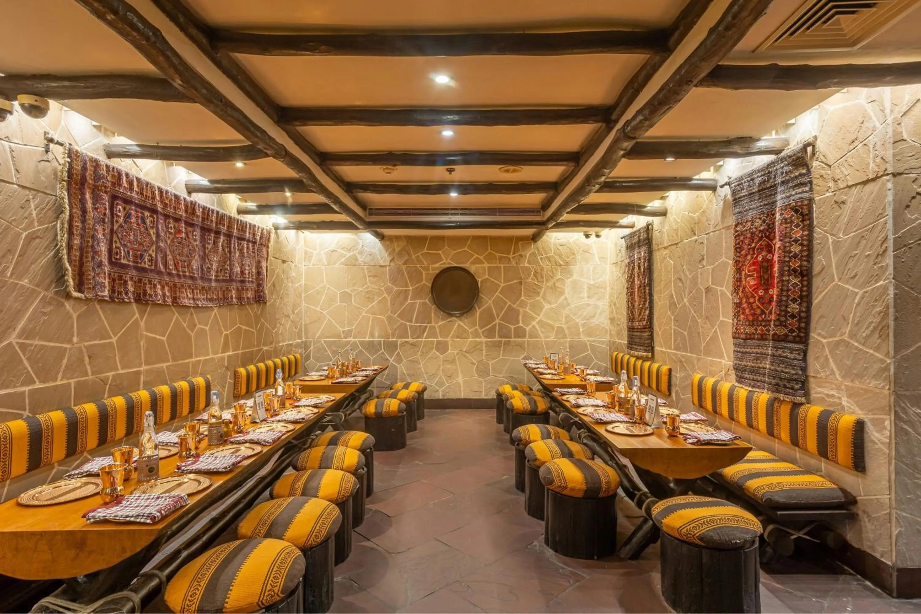 Restaurant/places to eat in ITC Mughal, A Luxury Collection Resort & Spa, Agra