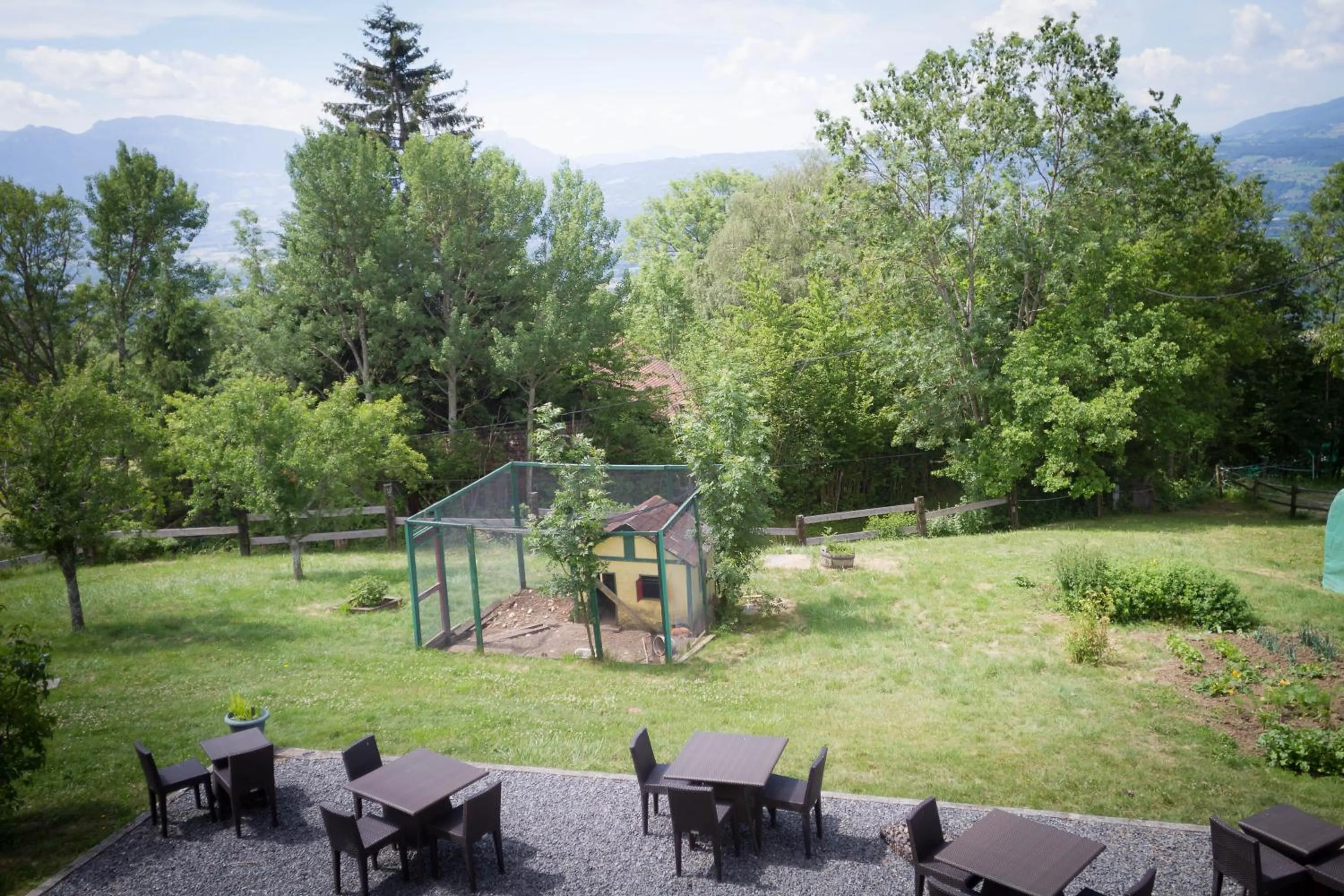 Garden in Le Bonheur dans le Pré