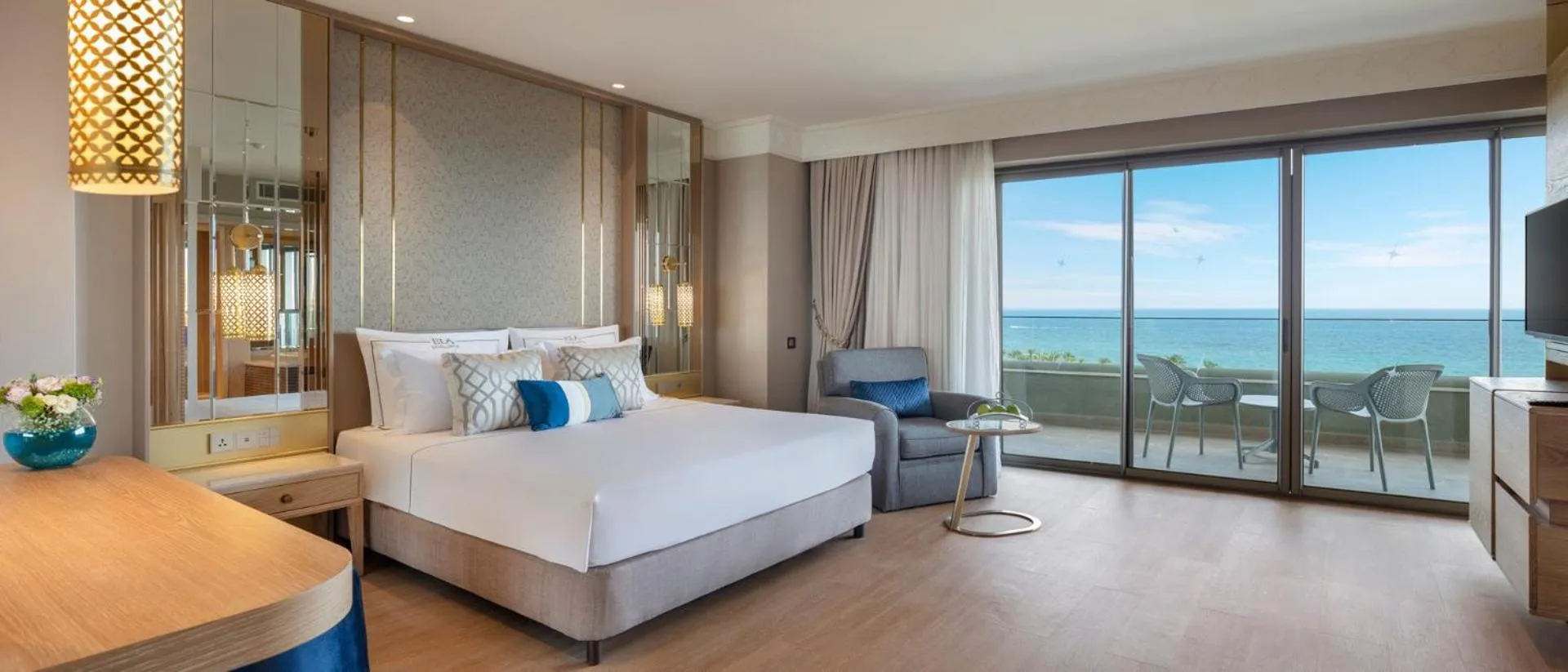 Bedroom, Bed in Ela Excellence Resort Belek