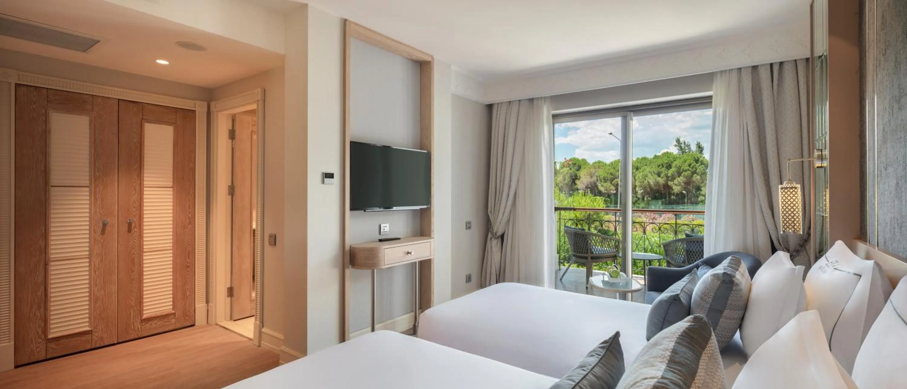 Bed in Ela Excellence Resort Belek