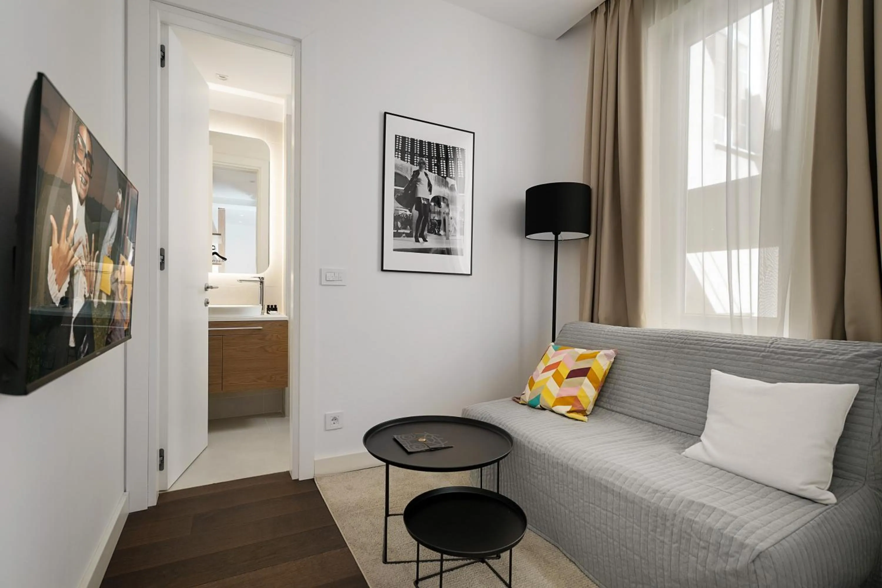 Seating area in Dominic Smart & Luxury Suites - Terazije